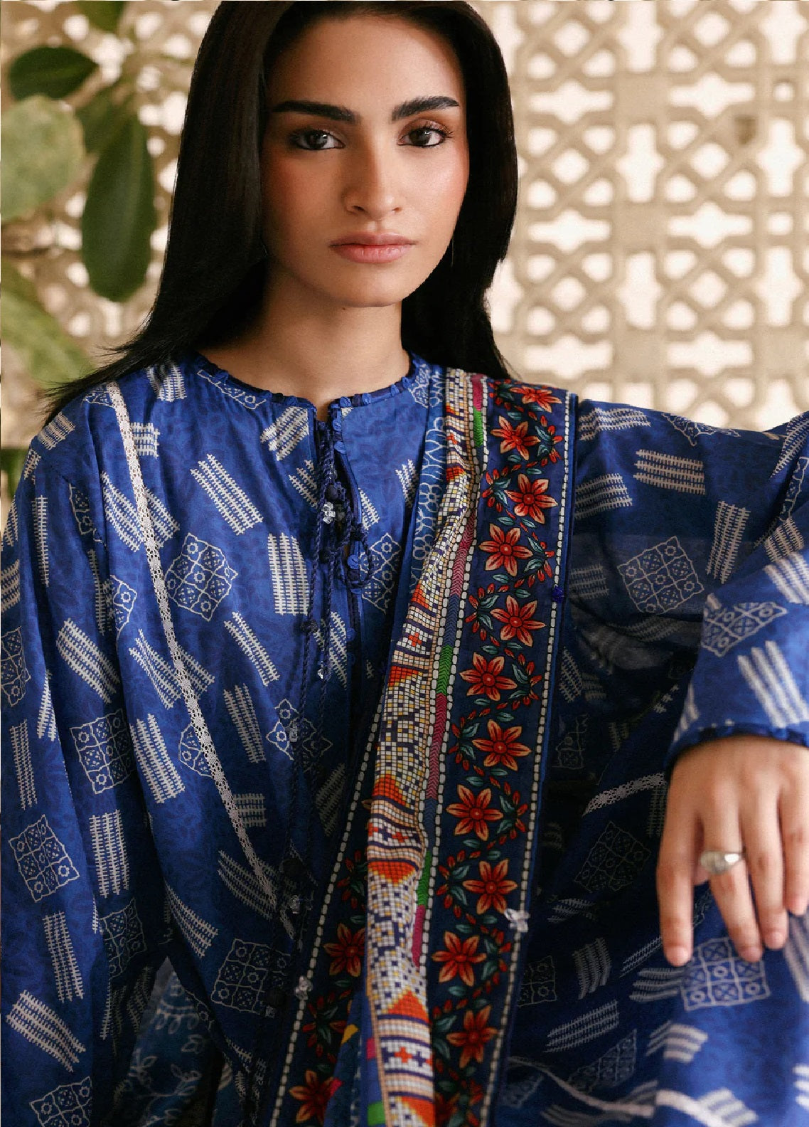 Zaha By Khadijah Shah Printed Lawn 3 Piece Unstitched Suits ZH26AP D-APL-09 ZARIA Zaha By Khadijah Shah Printed Lawn 3 Piece Unstitched Suits ZH26AP D-APL-09 ZARIA