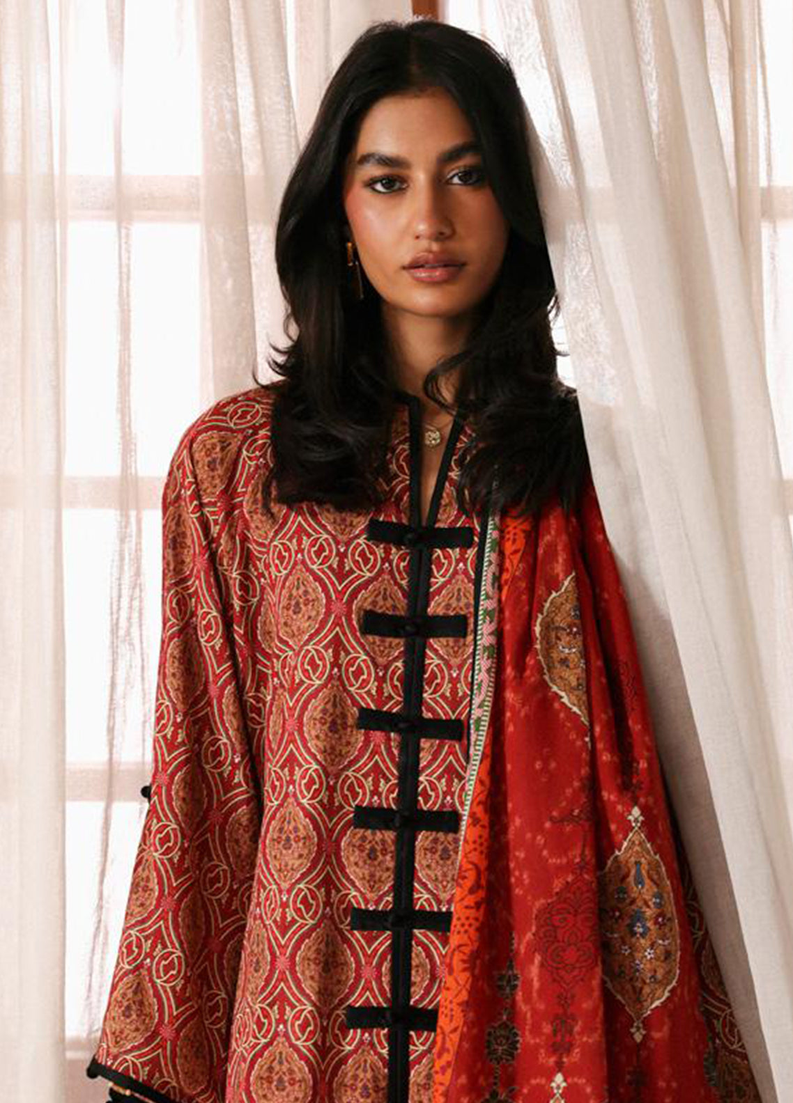 Zaha By Khadijah Shah Printed Lawn 3 Piece Unstitched Suits ZH26AP D-APL-10 ZAREEN Zaha By Khadijah Shah Printed Lawn 3 Piece Unstitched Suits ZH26AP D-APL-10 ZAREEN