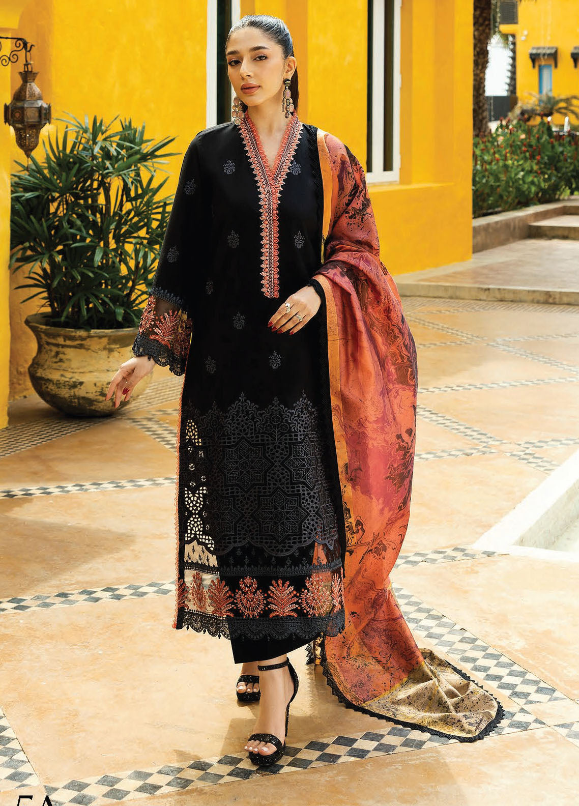 Zainab Chottani Embroidered Chikankari Suits Unstitched 3 Piece - ZC25CL 5A SELAH Zainab Chottani Embroidered Chikankari Suits Unstitched 3 Piece - ZC25CL 5A SELAH