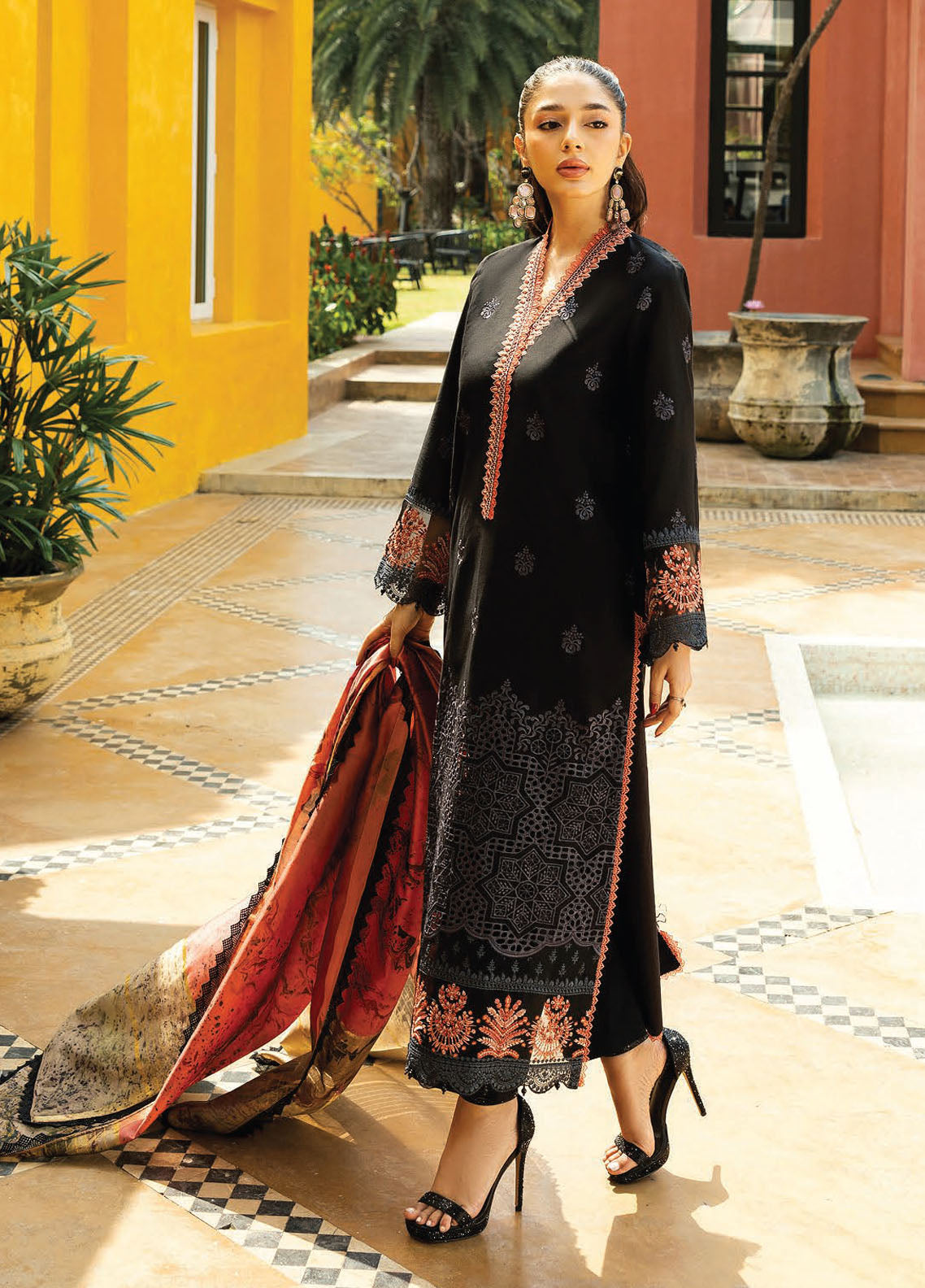 Zainab Chottani Embroidered Chikankari Suits Unstitched 3 Piece - ZC25CL 5A SELAH Zainab Chottani Embroidered Chikankari Suits Unstitched 3 Piece - ZC25CL 5A SELAH