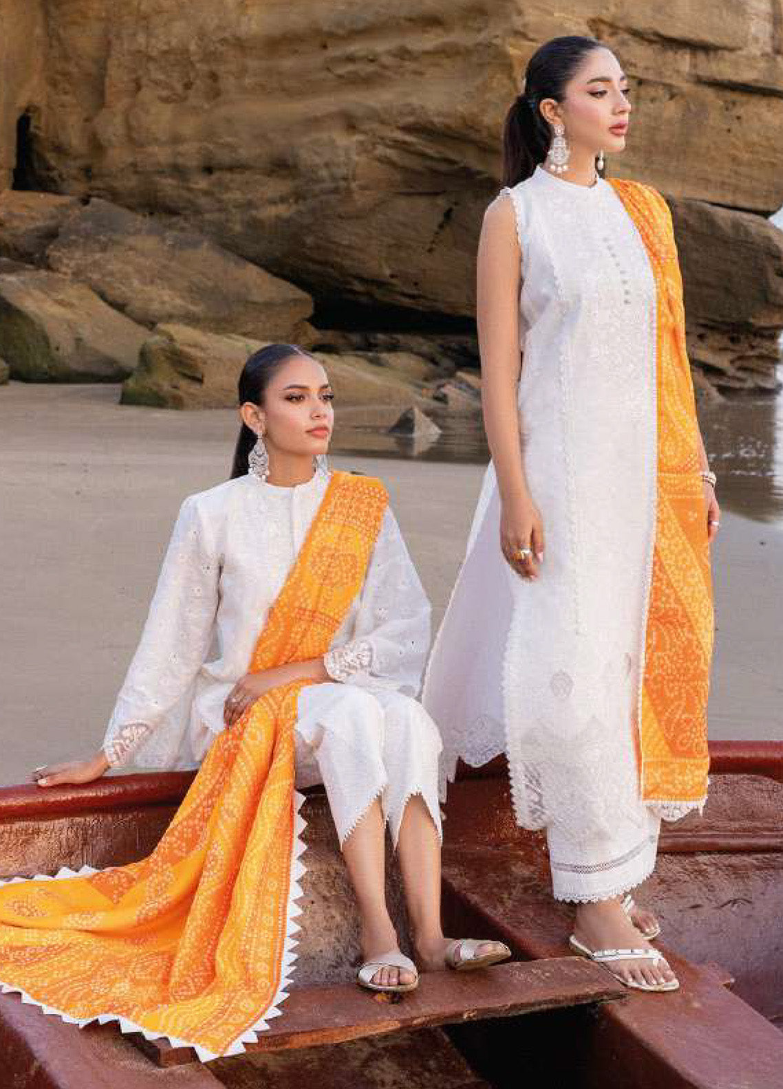 Zainab Chottani Embroidered Lawn Unstitched 3 Piece Suit - ZC24CL 3B CHUNARI Zainab Chottani Embroidered Lawn Unstitched 3 Piece Suit - ZC24CL 3B CHUNARI