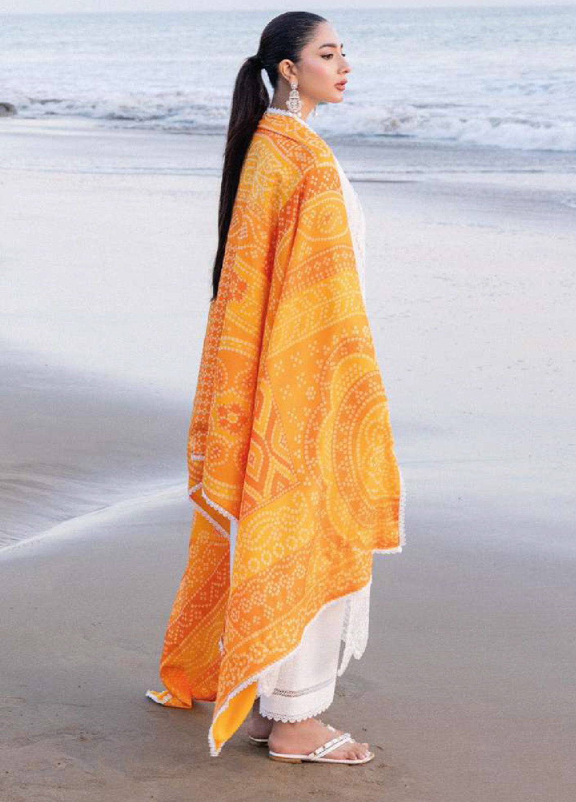 Zainab Chottani Embroidered Lawn Unstitched 3 Piece Suit - ZC24CL 3B CHUNARI Zainab Chottani Embroidered Lawn Unstitched 3 Piece Suit - ZC24CL 3B CHUNARI