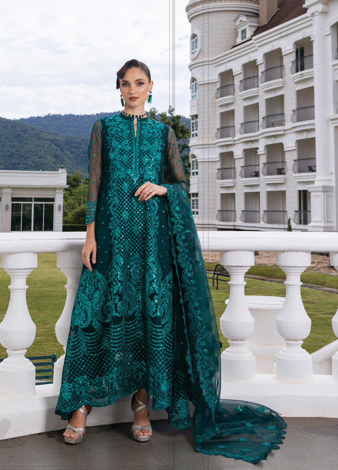 Zainab Chottani Embroidered Organza Suits Unstitched 3 Piece - ZC24WF 01 ZEINA Zainab Chottani Embroidered Organza Suits Unstitched 3 Piece - ZC24WF 01 ZEINA