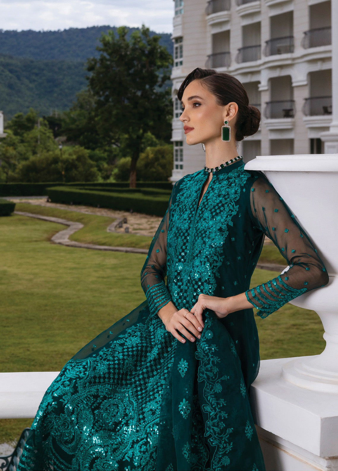 Zainab Chottani Embroidered Organza Suits Unstitched 3 Piece - ZC24WF 01 ZEINA Zainab Chottani Embroidered Organza Suits Unstitched 3 Piece - ZC24WF 01 ZEINA