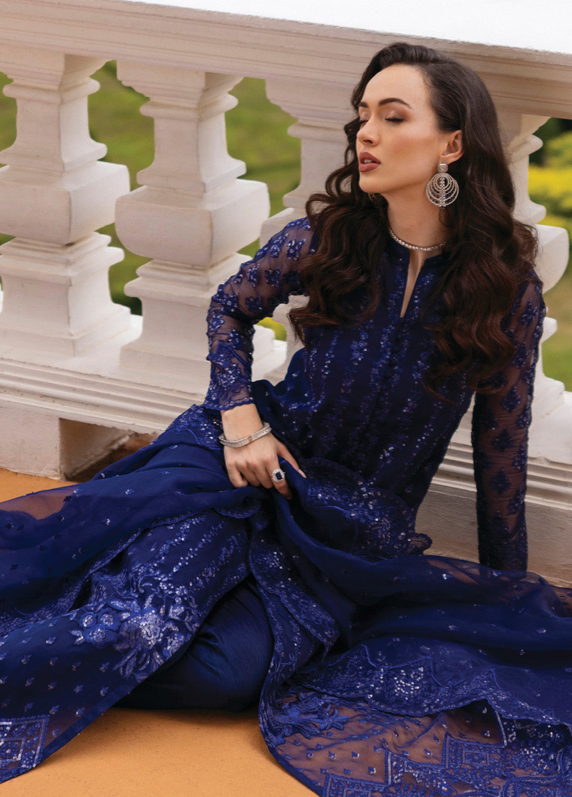 Zainab Chottani Embroidered Organza Suits Unstitched 3 Piece - ZC24WF 02 ECLAT Zainab Chottani Embroidered Organza Suits Unstitched 3 Piece - ZC24WF 02 ECLAT