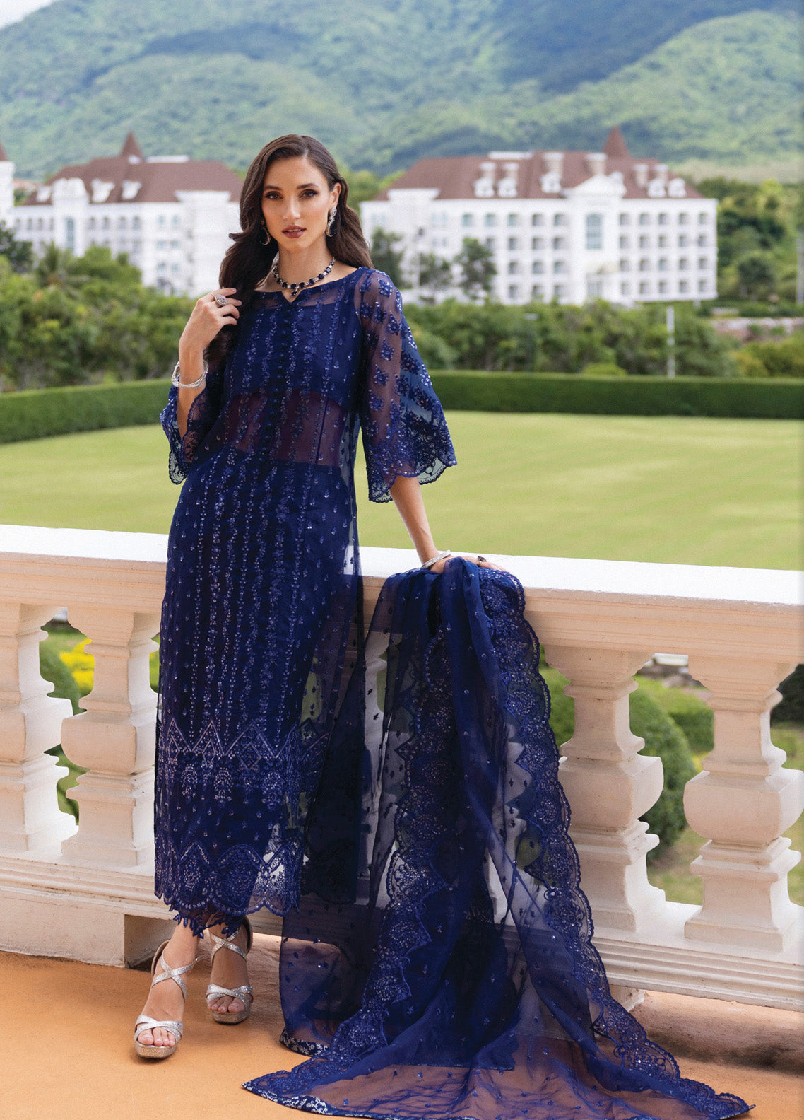 Zainab Chottani Embroidered Organza Suits Unstitched 3 Piece - ZC24WF 02 ECLAT Zainab Chottani Embroidered Organza Suits Unstitched 3 Piece - ZC24WF 02 ECLAT