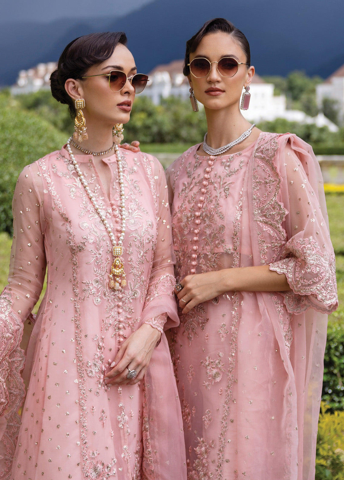Zainab Chottani Embroidered Organza Suits Unstitched 3 Piece - ZC24WF 03 ROSEA Zainab Chottani Embroidered Organza Suits Unstitched 3 Piece - ZC24WF 03 ROSEA