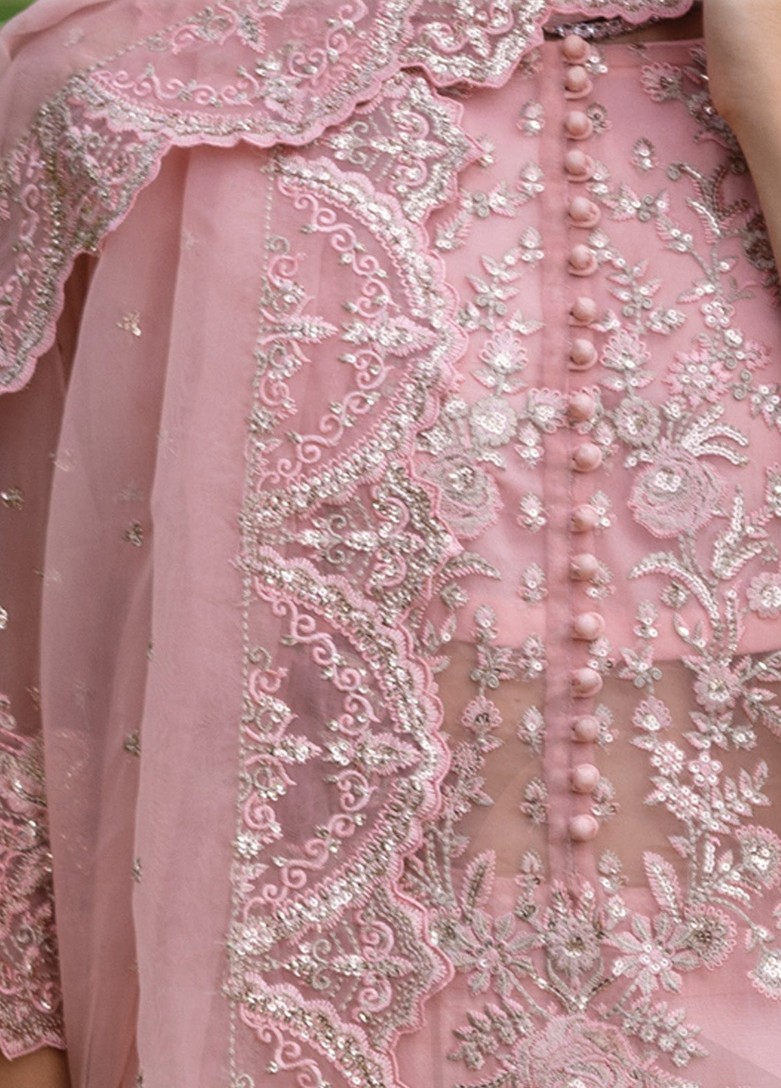 Zainab Chottani Embroidered Organza Suits Unstitched 3 Piece - ZC24WF 03 ROSEA Zainab Chottani Embroidered Organza Suits Unstitched 3 Piece - ZC24WF 03 ROSEA