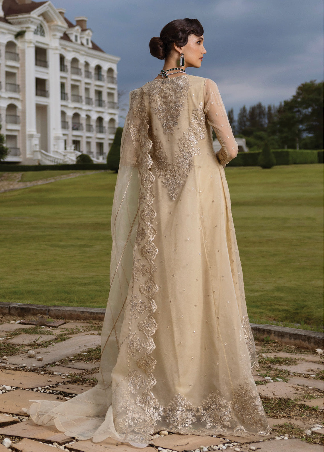 Zainab Chottani Embroidered Organza Suits Unstitched 3 Piece - ZC24WF 04 IVANA Zainab Chottani Embroidered Organza Suits Unstitched 3 Piece - ZC24WF 04 IVANA