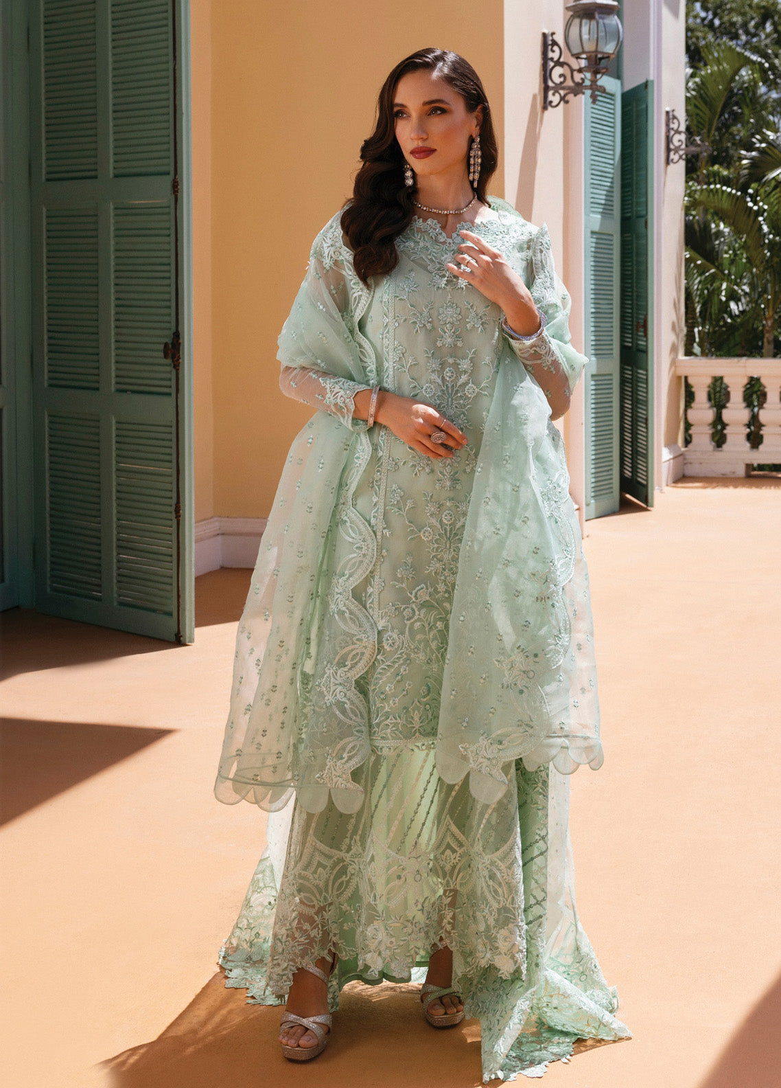 Zainab Chottani Embroidered Organza Suits Unstitched 3 Piece - ZC24WF 05 SHERINE Zainab Chottani Embroidered Organza Suits Unstitched 3 Piece - ZC24WF 05 SHERINE