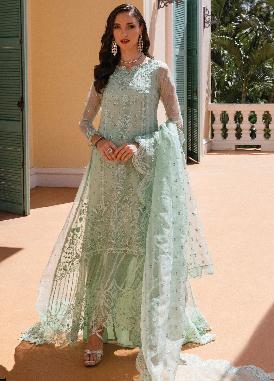 Zainab Chottani Embroidered Organza Suits Unstitched 3 Piece - ZC24WF 05 SHERINE Zainab Chottani Embroidered Organza Suits Unstitched 3 Piece - ZC24WF 05 SHERINE