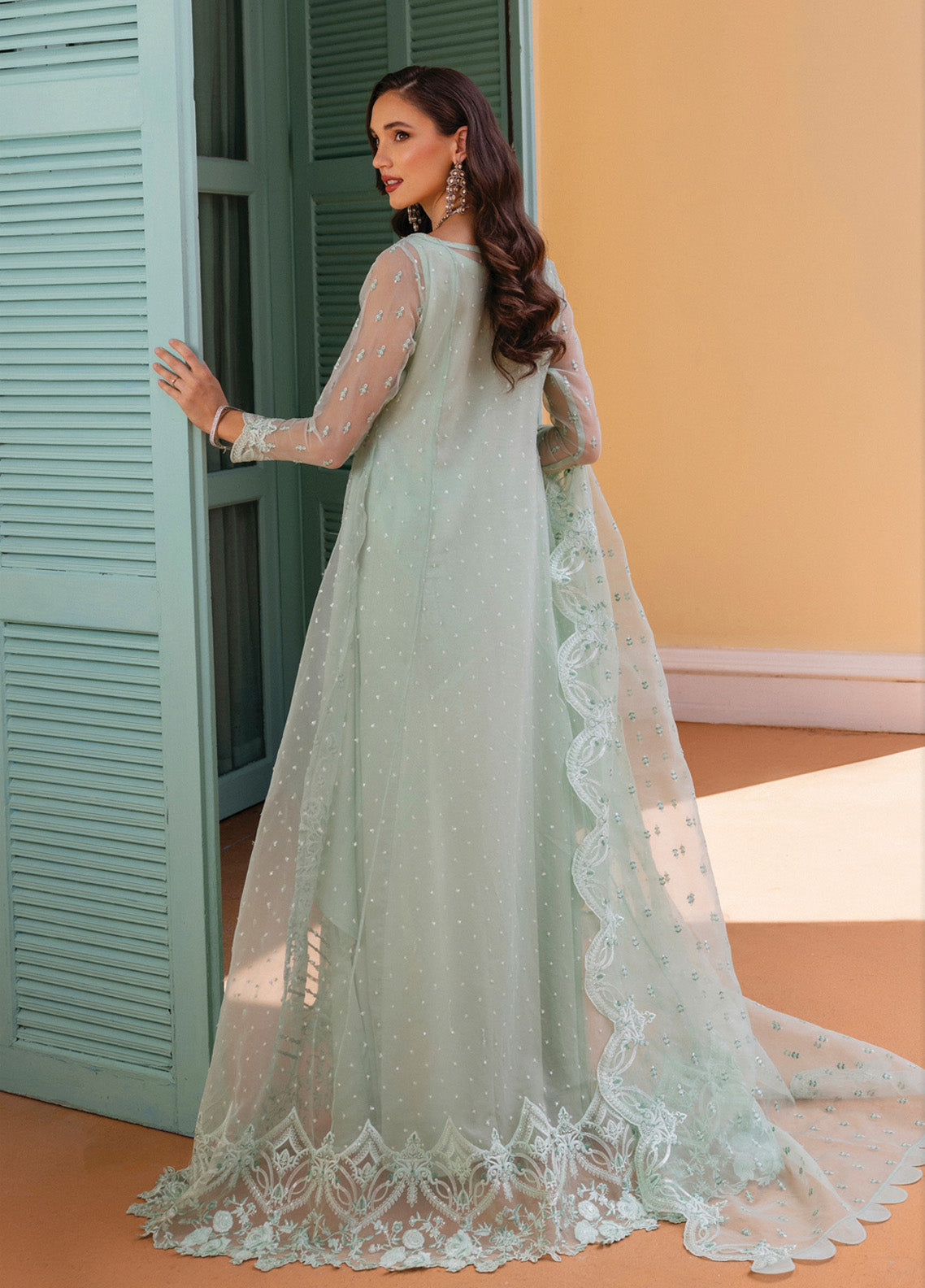 Zainab Chottani Embroidered Organza Suits Unstitched 3 Piece - ZC24WF 05 SHERINE Zainab Chottani Embroidered Organza Suits Unstitched 3 Piece - ZC24WF 05 SHERINE