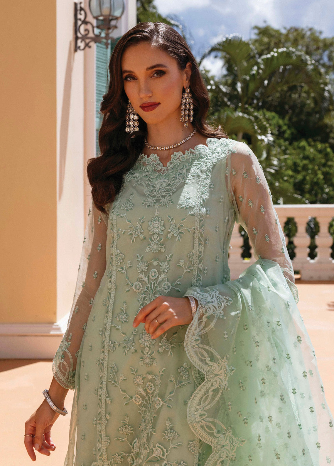 Zainab Chottani Embroidered Organza Suits Unstitched 3 Piece - ZC24WF 05 SHERINE Zainab Chottani Embroidered Organza Suits Unstitched 3 Piece - ZC24WF 05 SHERINE