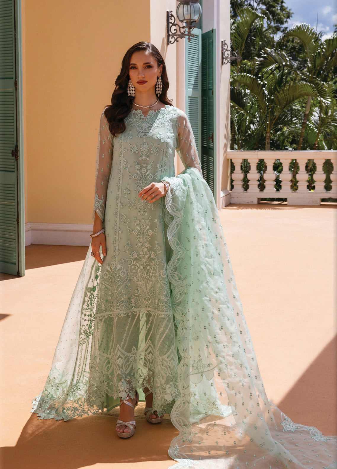 Zainab Chottani Embroidered Organza Suits Unstitched 3 Piece - ZC24WF 05 SHERINE Zainab Chottani Embroidered Organza Suits Unstitched 3 Piece - ZC24WF 05 SHERINE