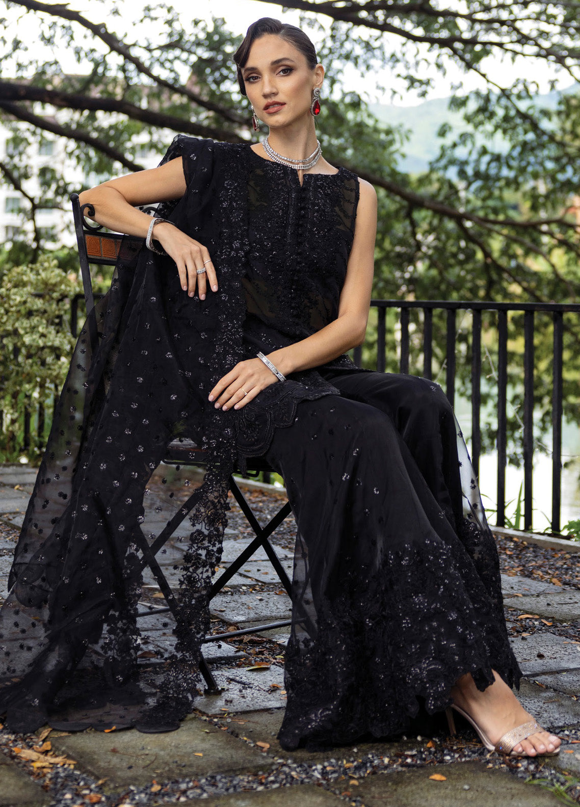 Zainab Chottani Embroidered Organza Suits Unstitched 3 Piece - ZC24WF 06 DOREE Zainab Chottani Embroidered Organza Suits Unstitched 3 Piece - ZC24WF 06 DOREE