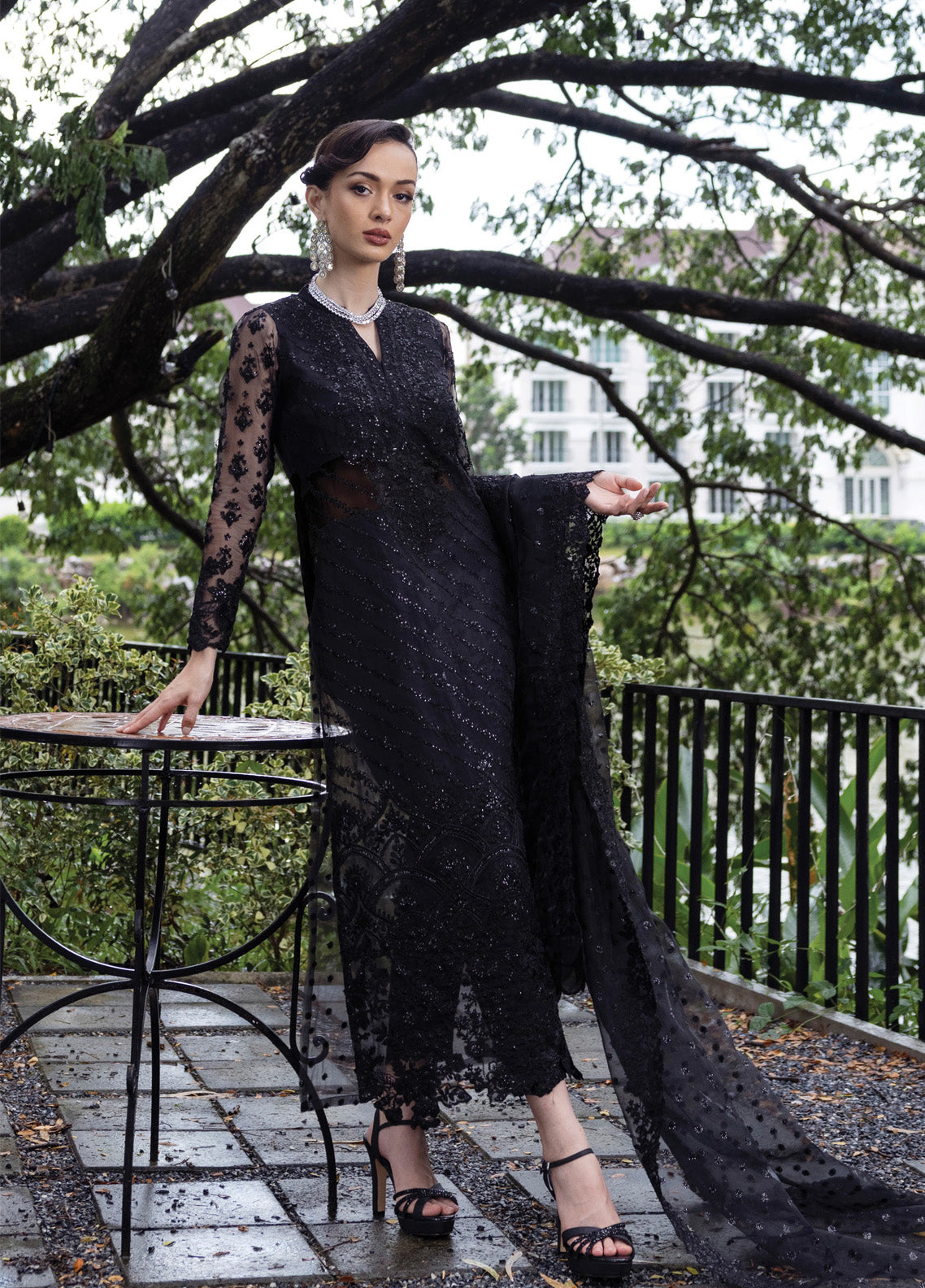 Zainab Chottani Embroidered Organza Suits Unstitched 3 Piece - ZC24WF 06 DOREE Zainab Chottani Embroidered Organza Suits Unstitched 3 Piece - ZC24WF 06 DOREE