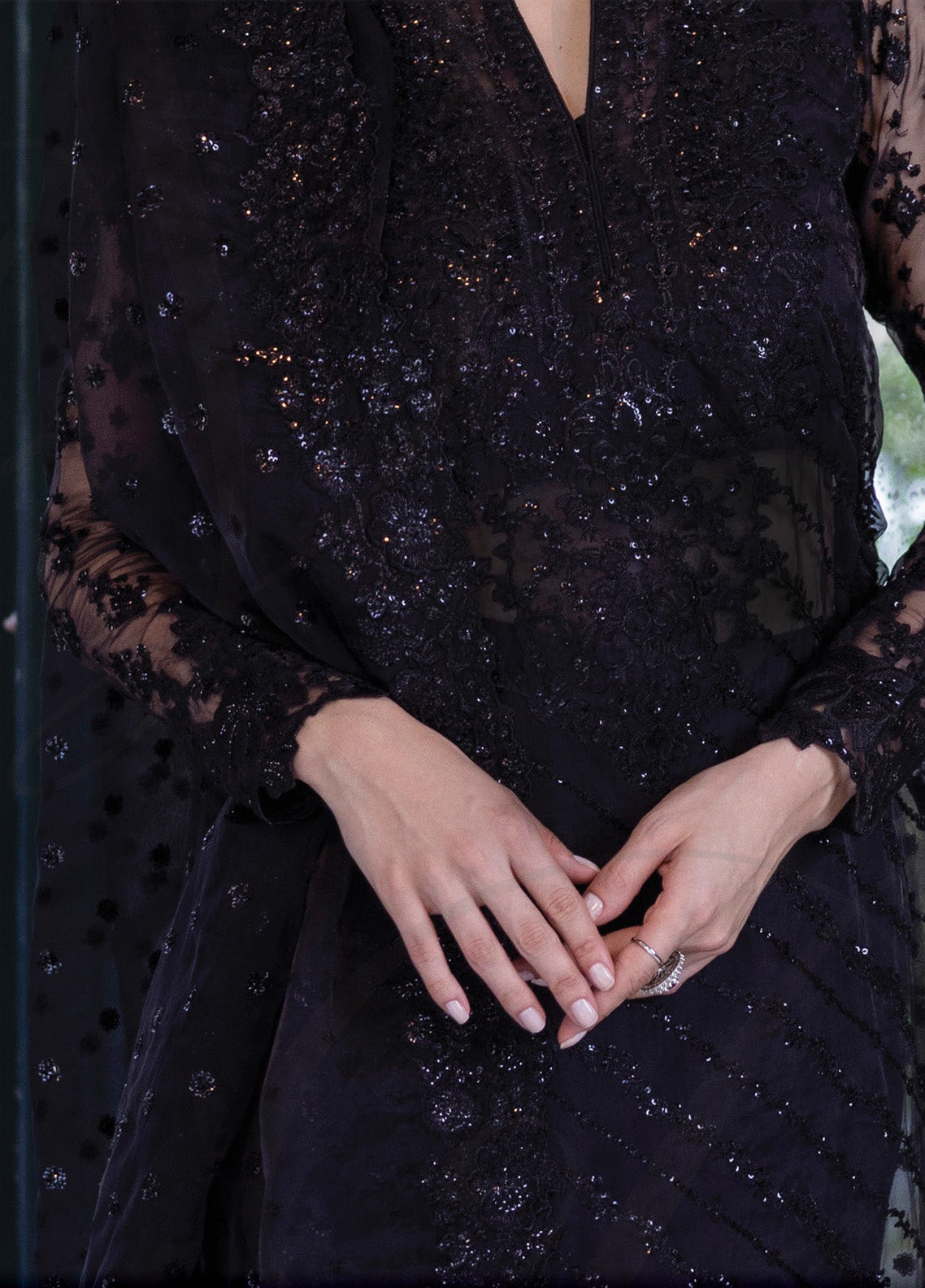 Zainab Chottani Embroidered Organza Suits Unstitched 3 Piece - ZC24WF 06 DOREE Zainab Chottani Embroidered Organza Suits Unstitched 3 Piece - ZC24WF 06 DOREE