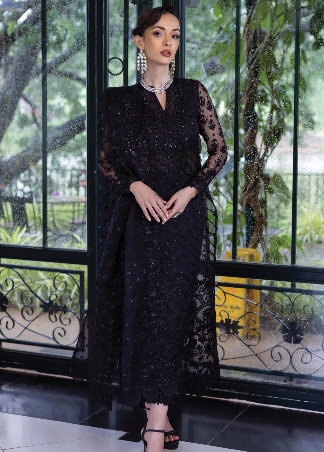 Zainab Chottani Embroidered Organza Suits Unstitched 3 Piece - ZC24WF 06 DOREE Zainab Chottani Embroidered Organza Suits Unstitched 3 Piece - ZC24WF 06 DOREE