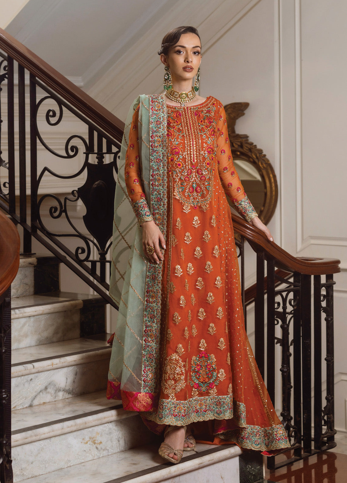 Zainab Chottani Embroidered Organza Suits Unstitched 3 Piece - ZC24WF 07 OMBRE Zainab Chottani Embroidered Organza Suits Unstitched 3 Piece - ZC24WF 07 OMBRE