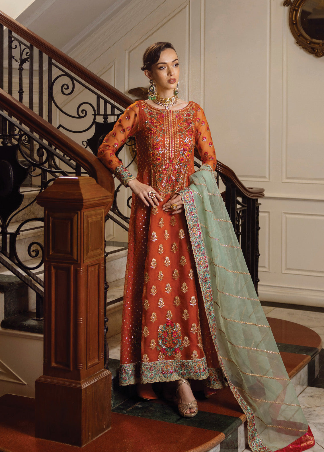 Zainab Chottani Embroidered Organza Suits Unstitched 3 Piece - ZC24WF 07 OMBRE Zainab Chottani Embroidered Organza Suits Unstitched 3 Piece - ZC24WF 07 OMBRE