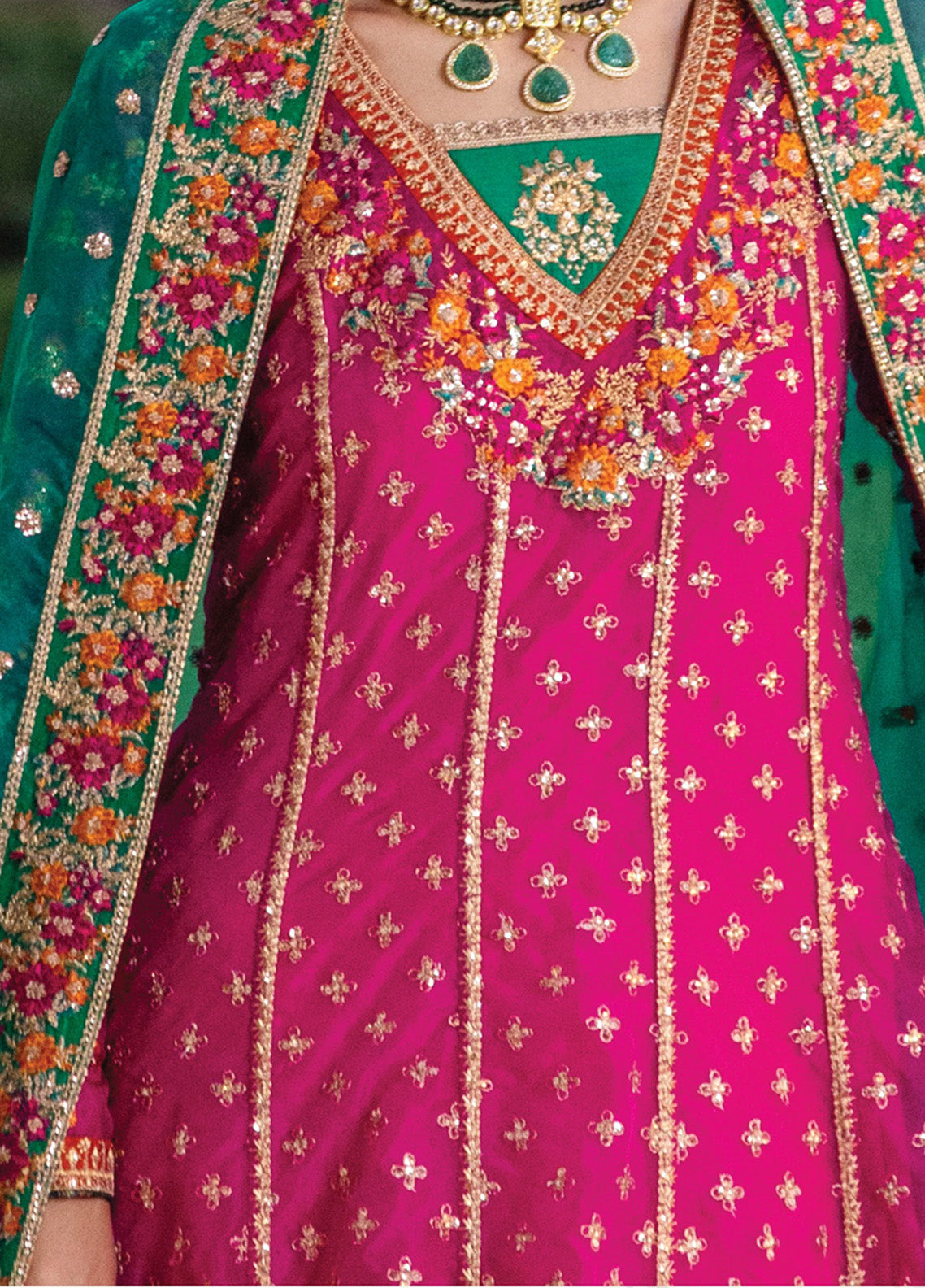 Zainab Chottani Embroidered Organza Suits Unstitched 3 Piece - ZC24WF 08 JARDIN Zainab Chottani Embroidered Organza Suits Unstitched 3 Piece - ZC24WF 08 JARDIN