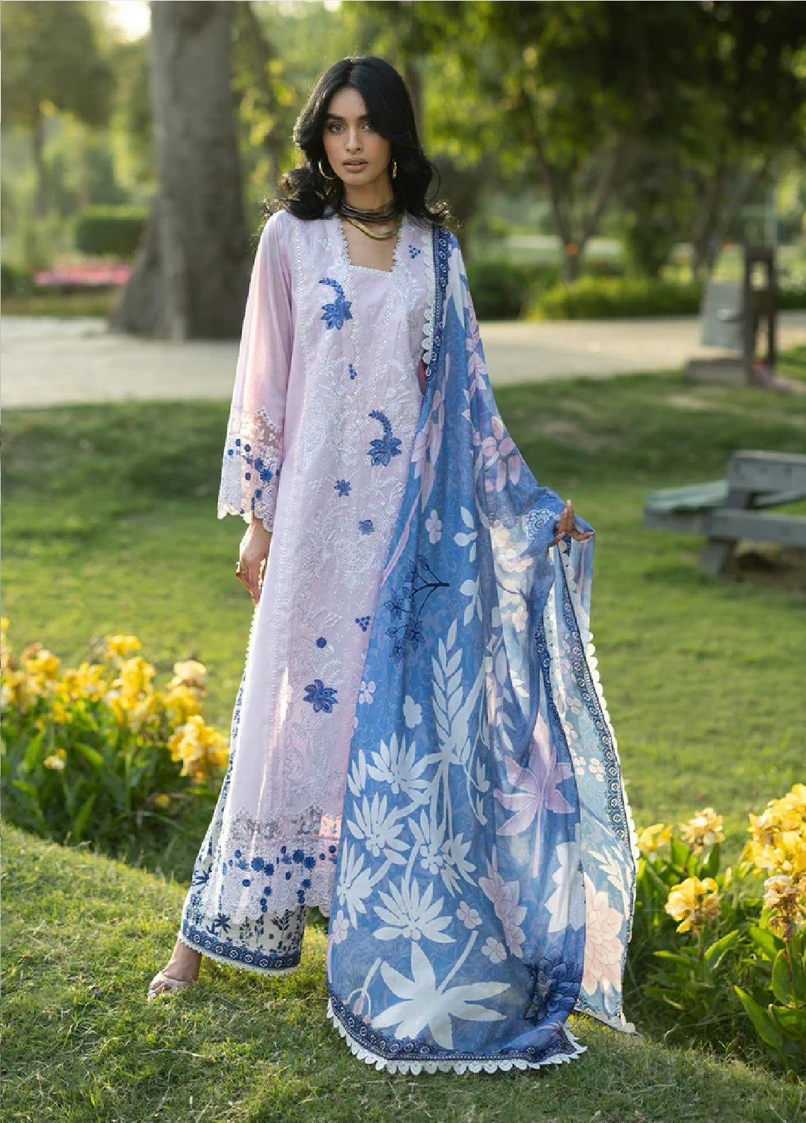 Zainab Chottani Luxury Embroidered Lawn 3 Piece Unstitched Suit ZC26LL D-15 BRIA Zainab Chottani Luxury Embroidered Lawn 3 Piece Unstitched Suit ZC26LL D-15 BRIA