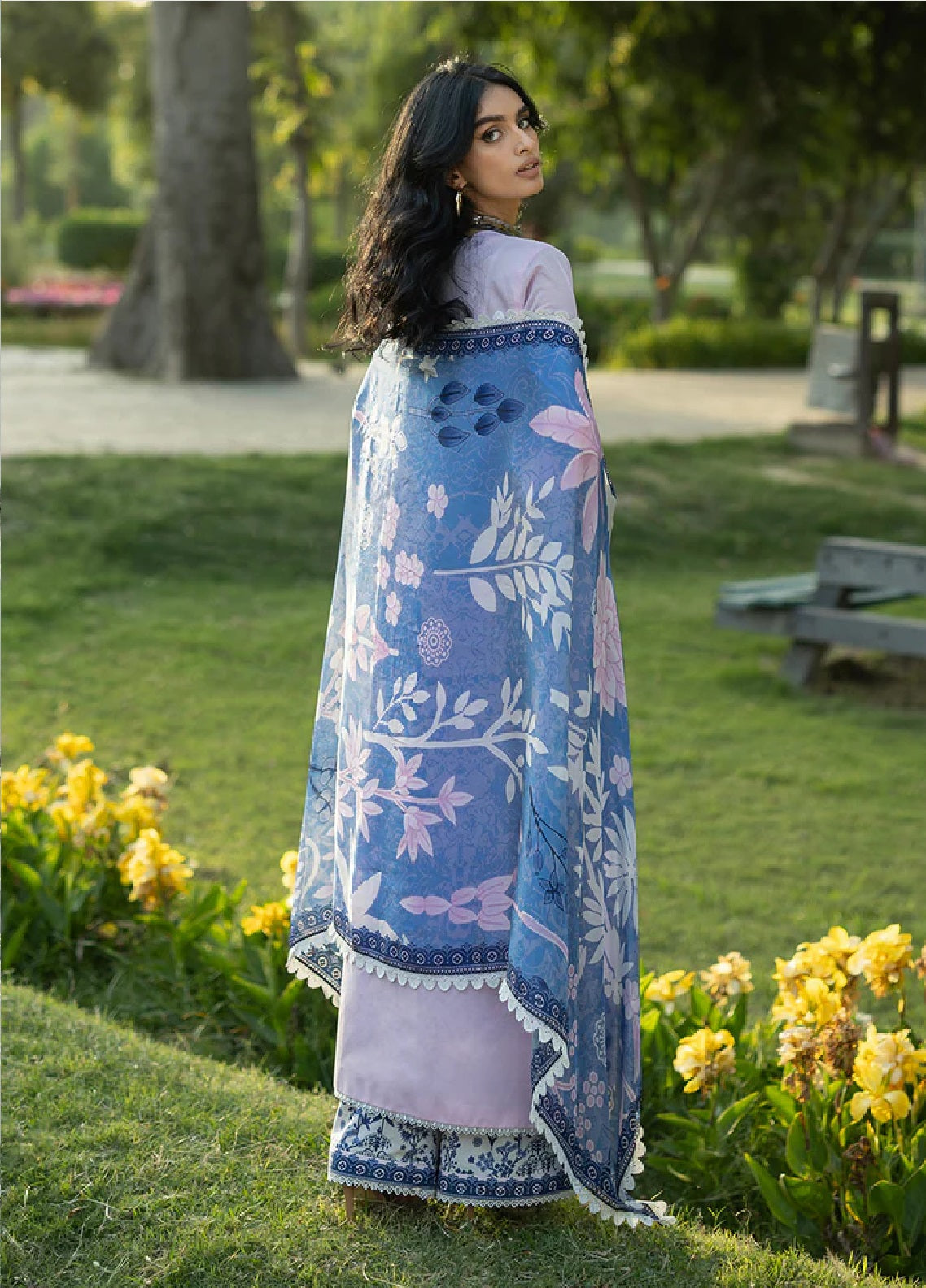 Zainab Chottani Luxury Embroidered Lawn 3 Piece Unstitched Suit ZC26LL D-15 BRIA Zainab Chottani Luxury Embroidered Lawn 3 Piece Unstitched Suit ZC26LL D-15 BRIA
