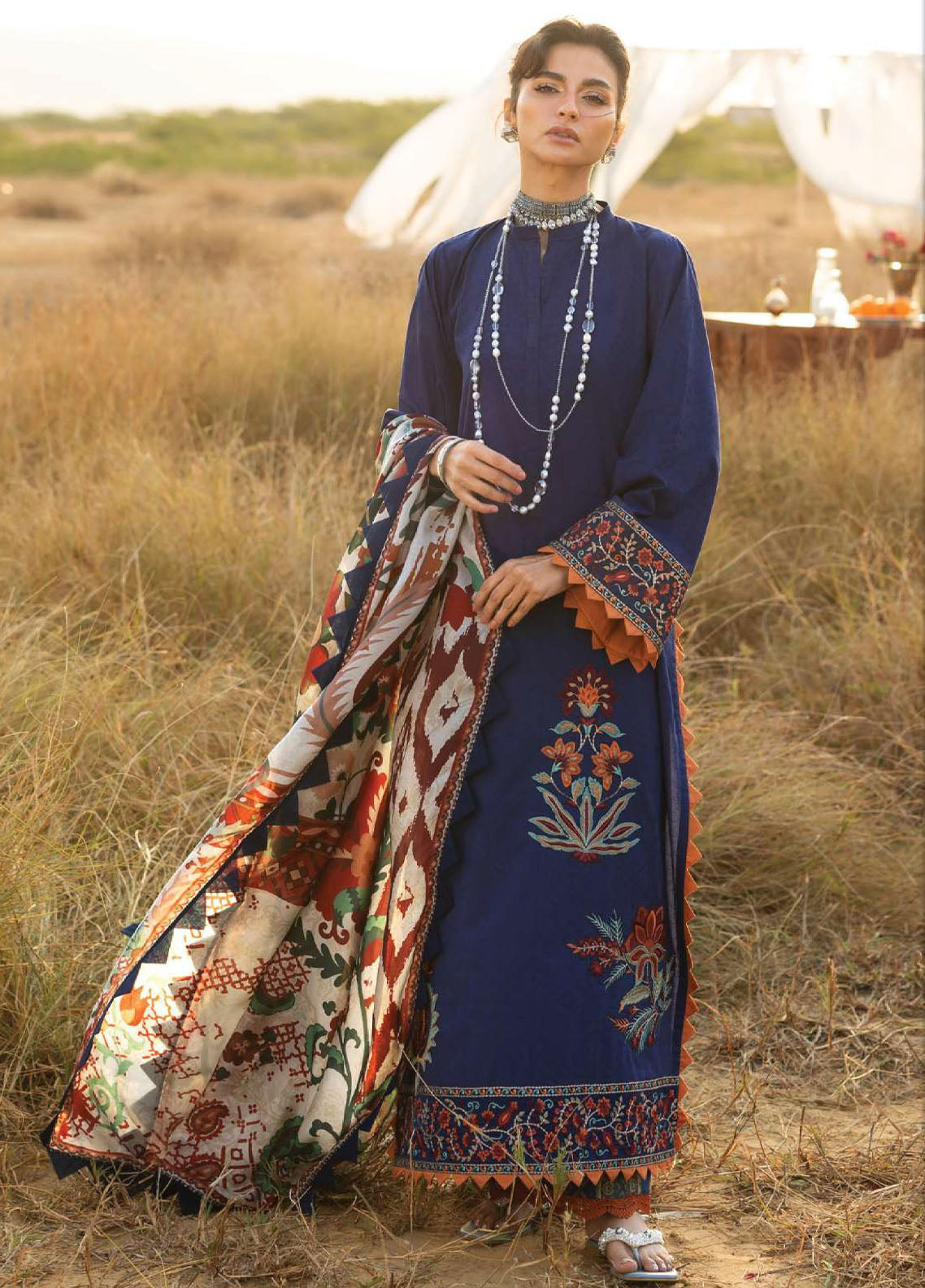Zainab Chottani Luxury Embroidered Lawn 3 Piece Unstitched Suit ZC26SS D-06 ELARA Zainab Chottani Luxury Embroidered Lawn 3 Piece Unstitched Suit ZC26SS D-06 ELARA