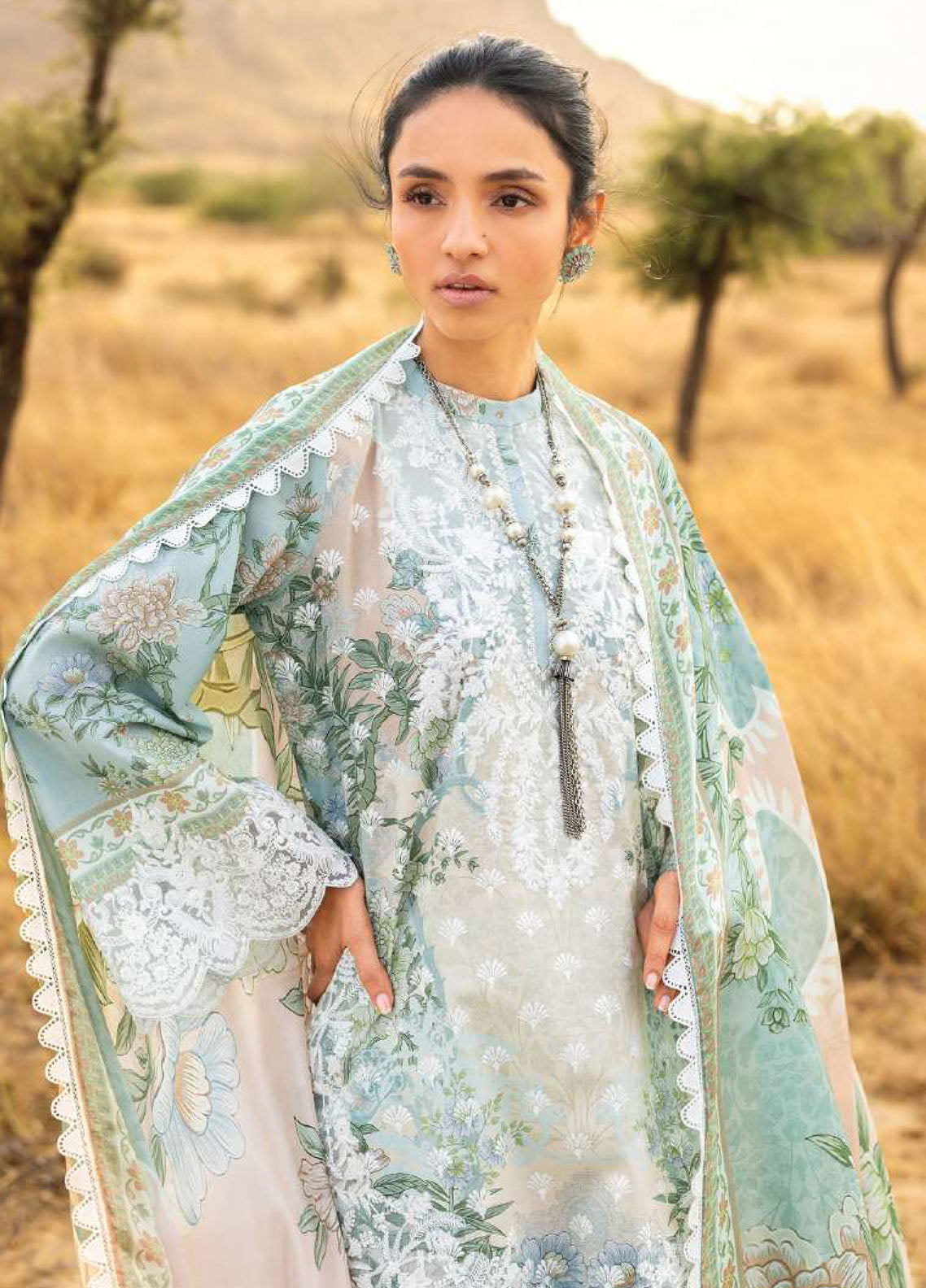 Zainab Chottani Luxury Embroidered Lawn 3 Piece Unstitched Suit ZC26SS D-08 LIYANA Zainab Chottani Luxury Embroidered Lawn 3 Piece Unstitched Suit ZC26SS D-08 LIYANA