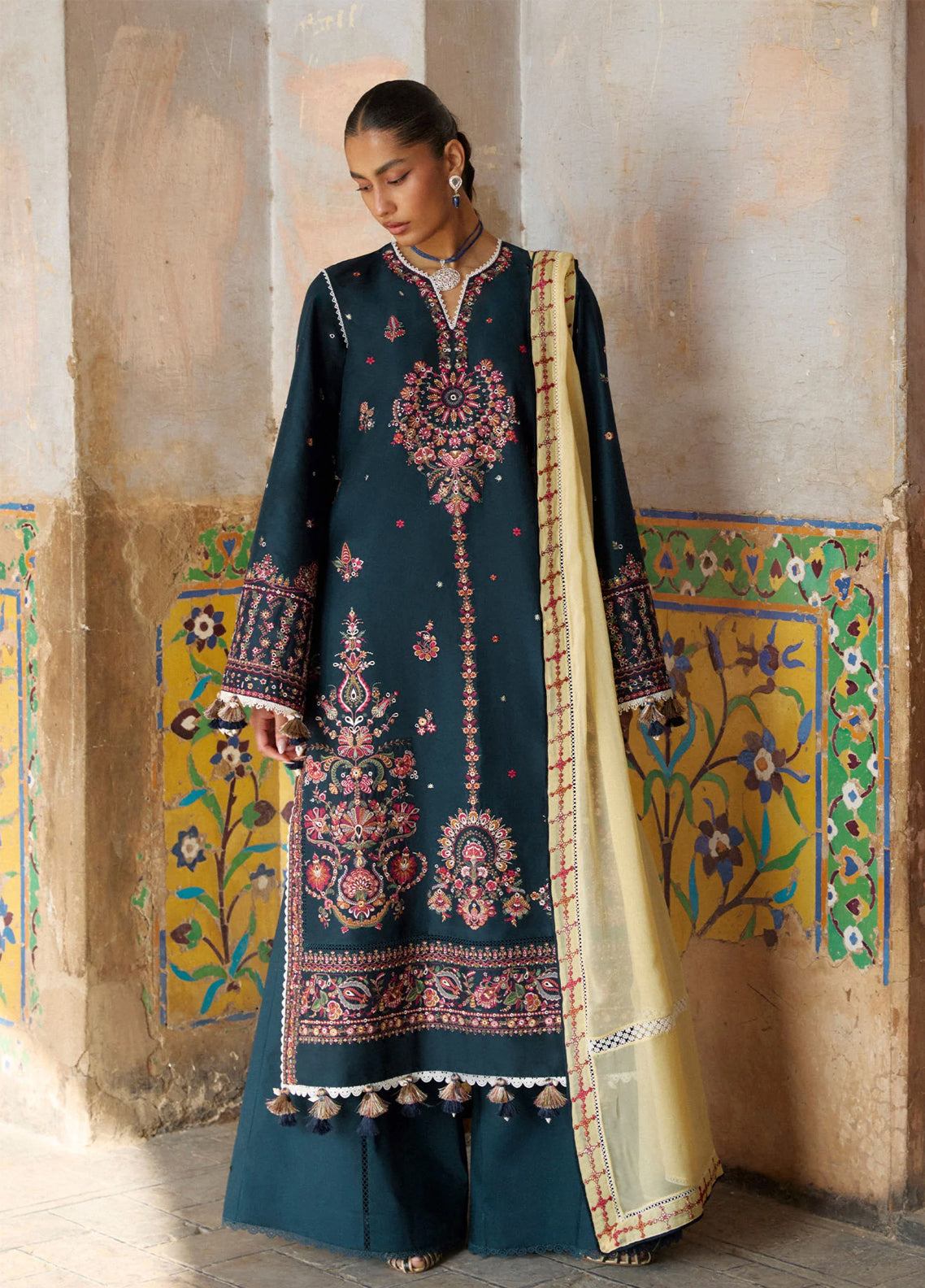 Zan By Hussain Rehar Embroidered Lawn 3 Piece Unstitched Suit HR26ZSS D-CINKO Zan By Hussain Rehar Embroidered Lawn 3 Piece Unstitched Suit HR26ZSS D-CINKO
