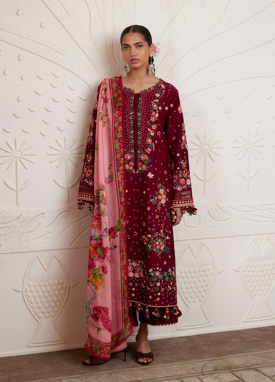Zan By Hussain Rehar Embroidered Lawn 3 Piece Unstitched Suit HR26ZSS D-KESTANE Zan By Hussain Rehar Embroidered Lawn 3 Piece Unstitched Suit HR26ZSS D-KESTANE