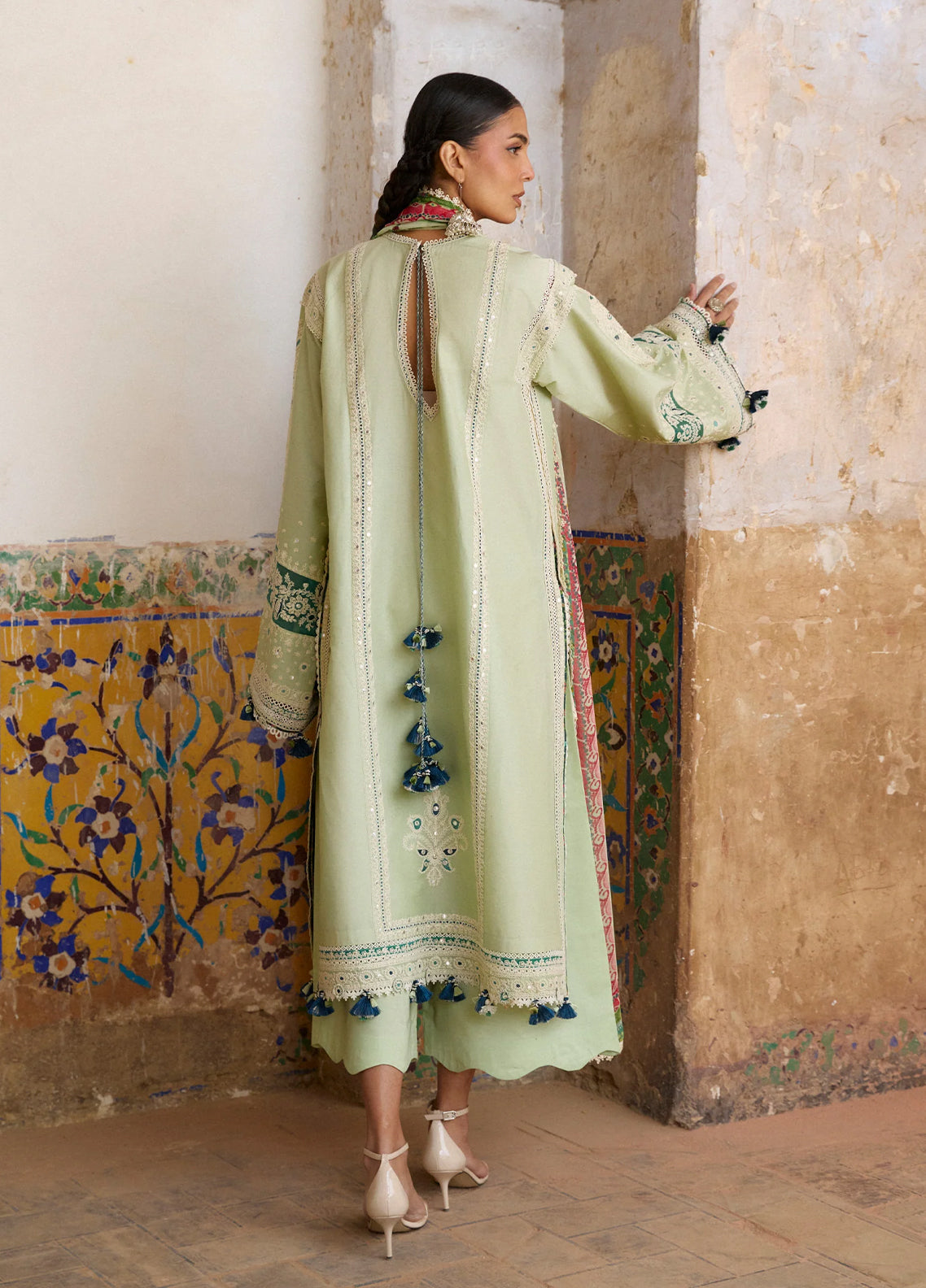 Zan By Hussain Rehar Embroidered Lawn 3 Piece Unstitched Suit HR26ZSS D-NANE Zan By Hussain Rehar Embroidered Lawn 3 Piece Unstitched Suit HR26ZSS D-NANE