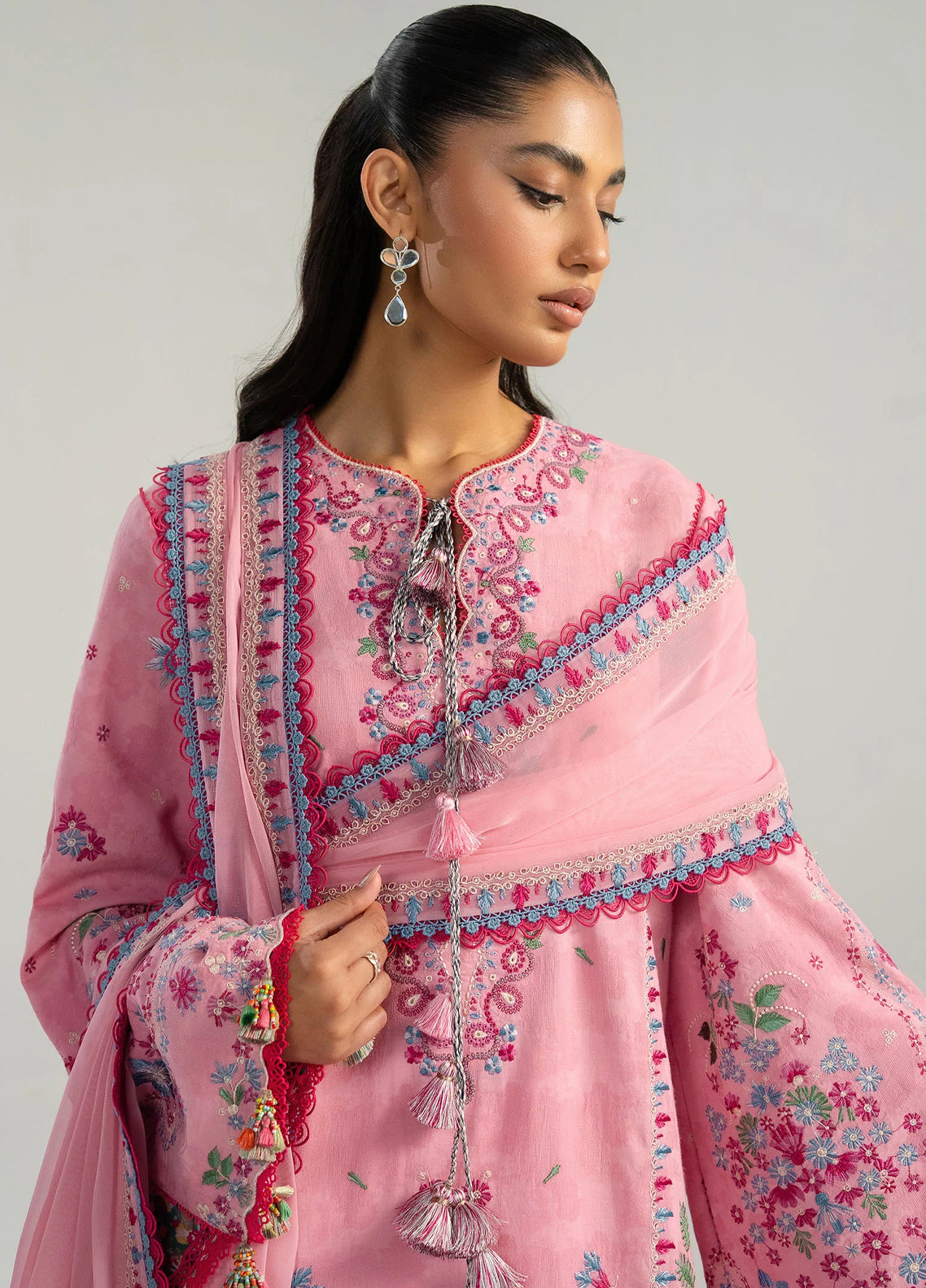 Zan By Hussain Rehar Embroidered Lawn 3 Piece Unstitched Suit HR26ZSS D-PEMBE Zan By Hussain Rehar Embroidered Lawn 3 Piece Unstitched Suit HR26ZSS D-PEMBE