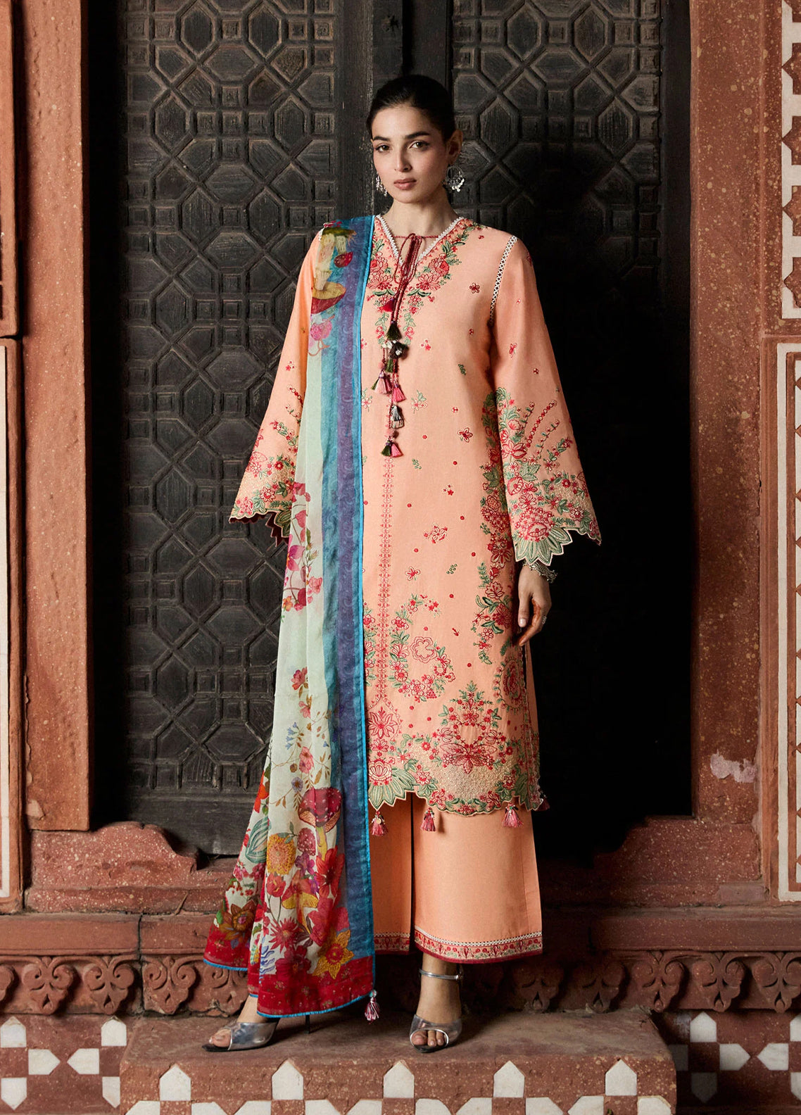 Zan By Hussain Rehar Embroidered Lawn 3 Piece Unstitched Suit HR26ZSS D-SEFTALI Zan By Hussain Rehar Embroidered Lawn 3 Piece Unstitched Suit HR26ZSS D-SEFTALI