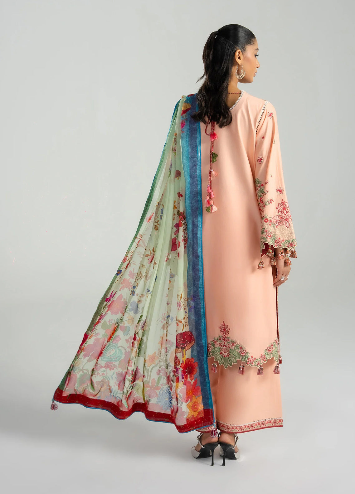 Zan By Hussain Rehar Embroidered Lawn 3 Piece Unstitched Suit HR26ZSS D-SEFTALI Zan By Hussain Rehar Embroidered Lawn 3 Piece Unstitched Suit HR26ZSS D-SEFTALI