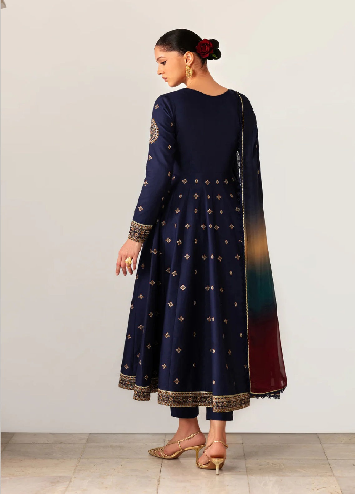 Zarif Embroidered Lawn 3 Piece Unstitched Suit ZF26SL D-02 RUELLE Zarif Embroidered Lawn 3 Piece Unstitched Suit ZF26SL D-02 RUELLE