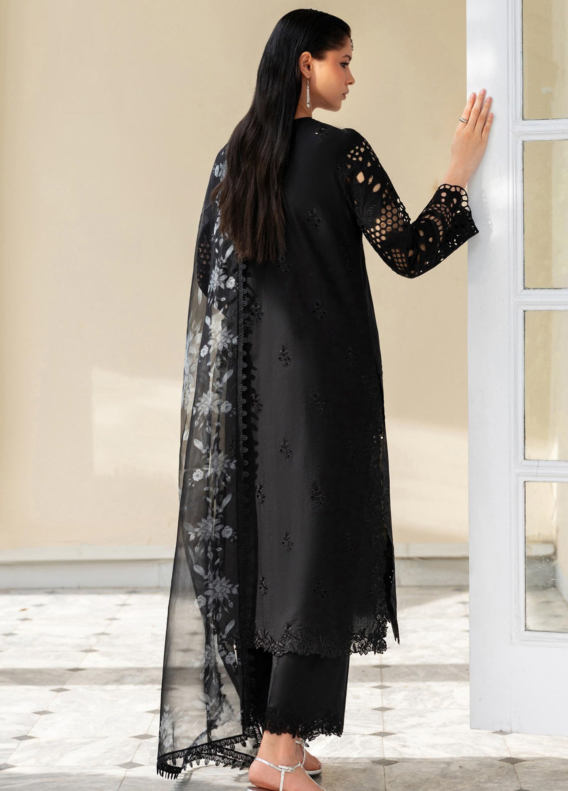 Zarif Embroidered Lawn 3 Piece Unstitched Suit ZF26SL D-04 ISLA Zarif Embroidered Lawn 3 Piece Unstitched Suit ZF26SL D-04 ISLA