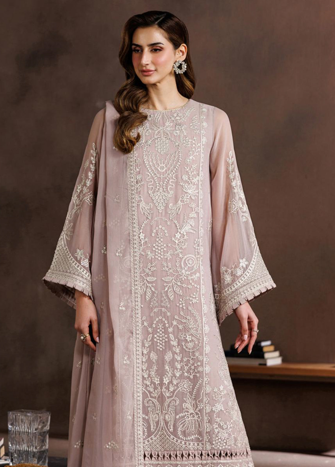 Zayrah By Zarif Formals Embroidered Chiffon 3 Piece Unstitched Suit ZF26ZF D-ZYR-08 SUNEHRI Zayrah By Zarif Formals Embroidered Chiffon 3 Piece Unstitched Suit ZF26ZF D-ZYR-08 SUNEHRI