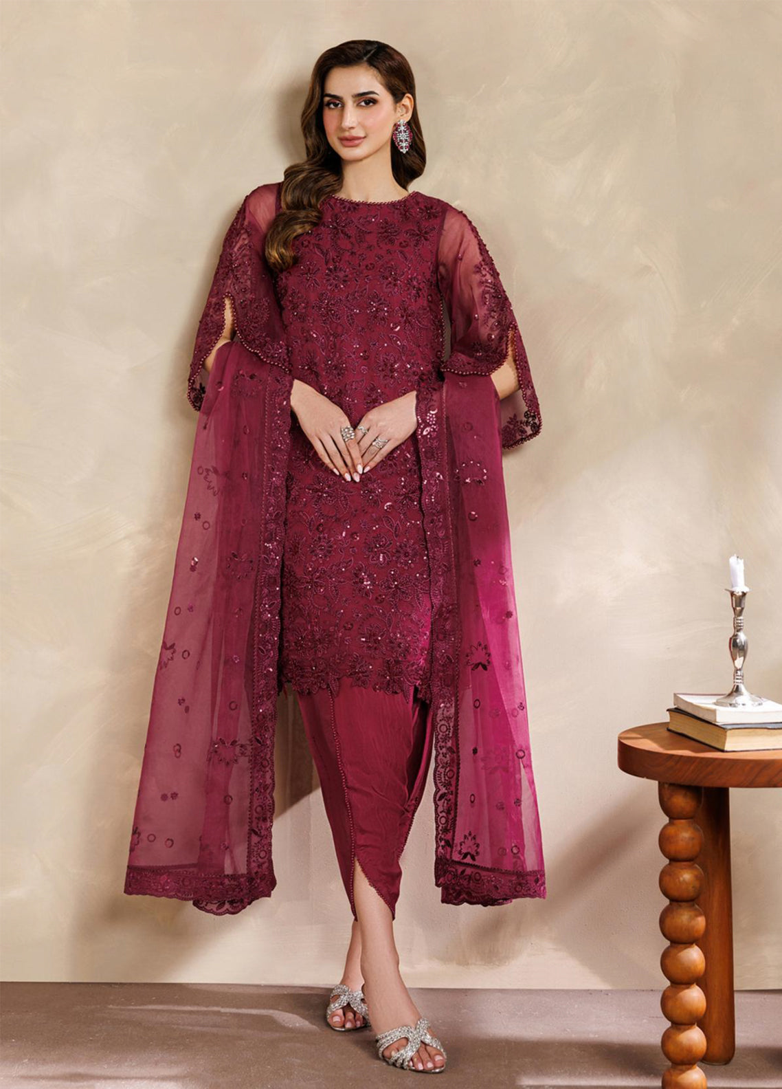 Zayrah By Zarif Formals Embroidered Organza 3 Piece Unstitched Suit ZF26ZF D-ZYR-01 SURKH Zayrah By Zarif Formals Embroidered Organza 3 Piece Unstitched Suit ZF26ZF D-ZYR-01 SURKH