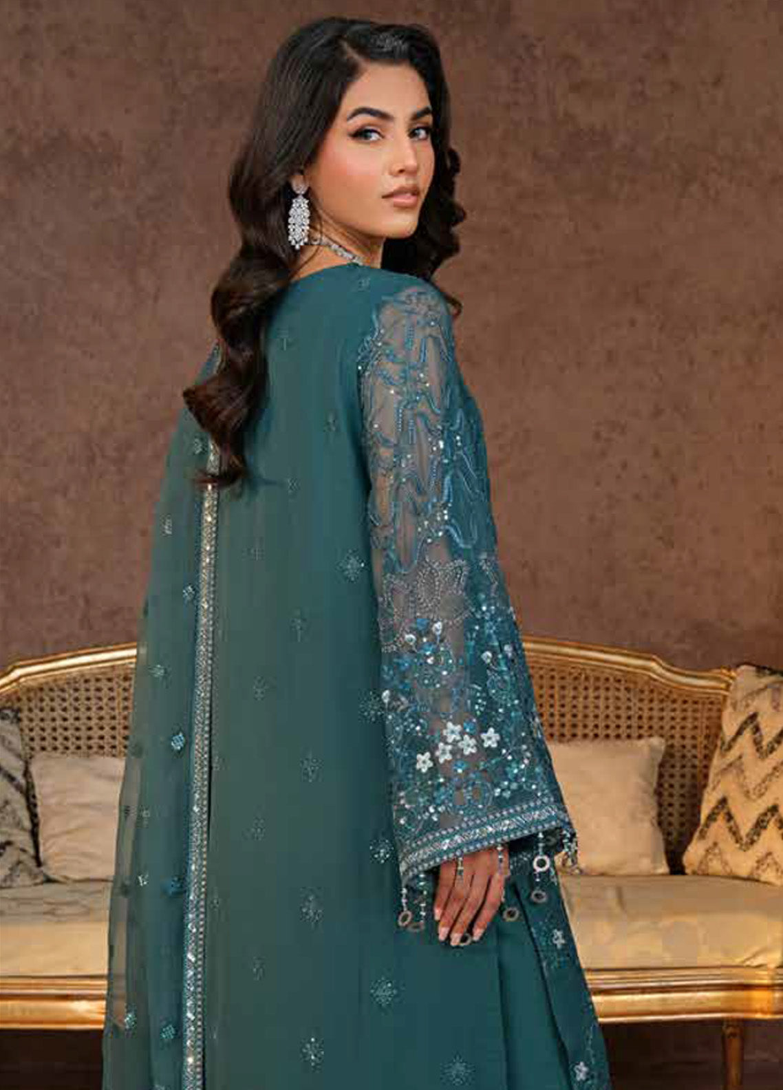 Zebaish by Lavish Premium Embroidered Chiffon Suits Unstitched 3 Piece - LP24ZC 04 PINE GREEN Zebaish by Lavish Premium Embroidered Chiffon Suits Unstitched 3 Piece - LP24ZC 04 PINE GREEN