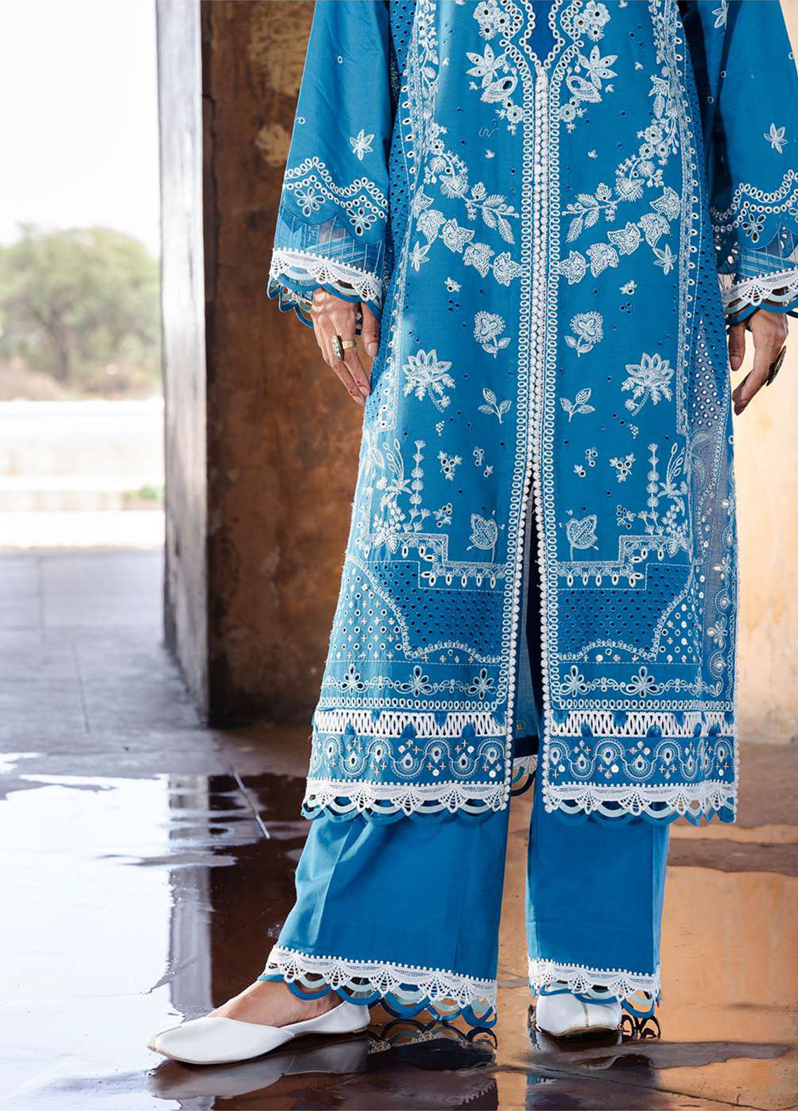 Zellbury Embroidered Lawn Suits Unstitched 3 Piece - ZB25CL 30832 Zellbury Embroidered Lawn Suits Unstitched 3 Piece - ZB25CL 30832