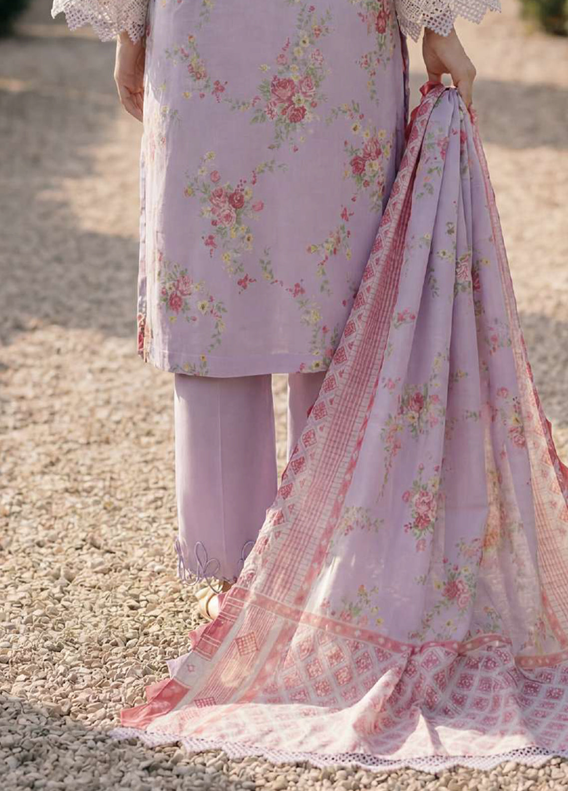 Zellbury Chikankari Embroidered Cotton 3 Piece Unstitched Suit WUS26E34097 Zellbury Chikankari Embroidered Cotton 3 Piece Unstitched Suit WUS26E34097