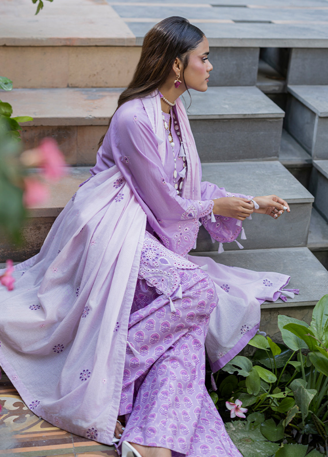 Zellbury Chikankari Embroidered Lawn 3 Piece Unstitched Suit WUC26E34052 Zellbury Chikankari Embroidered Lawn 3 Piece Unstitched Suit WUC26E34052