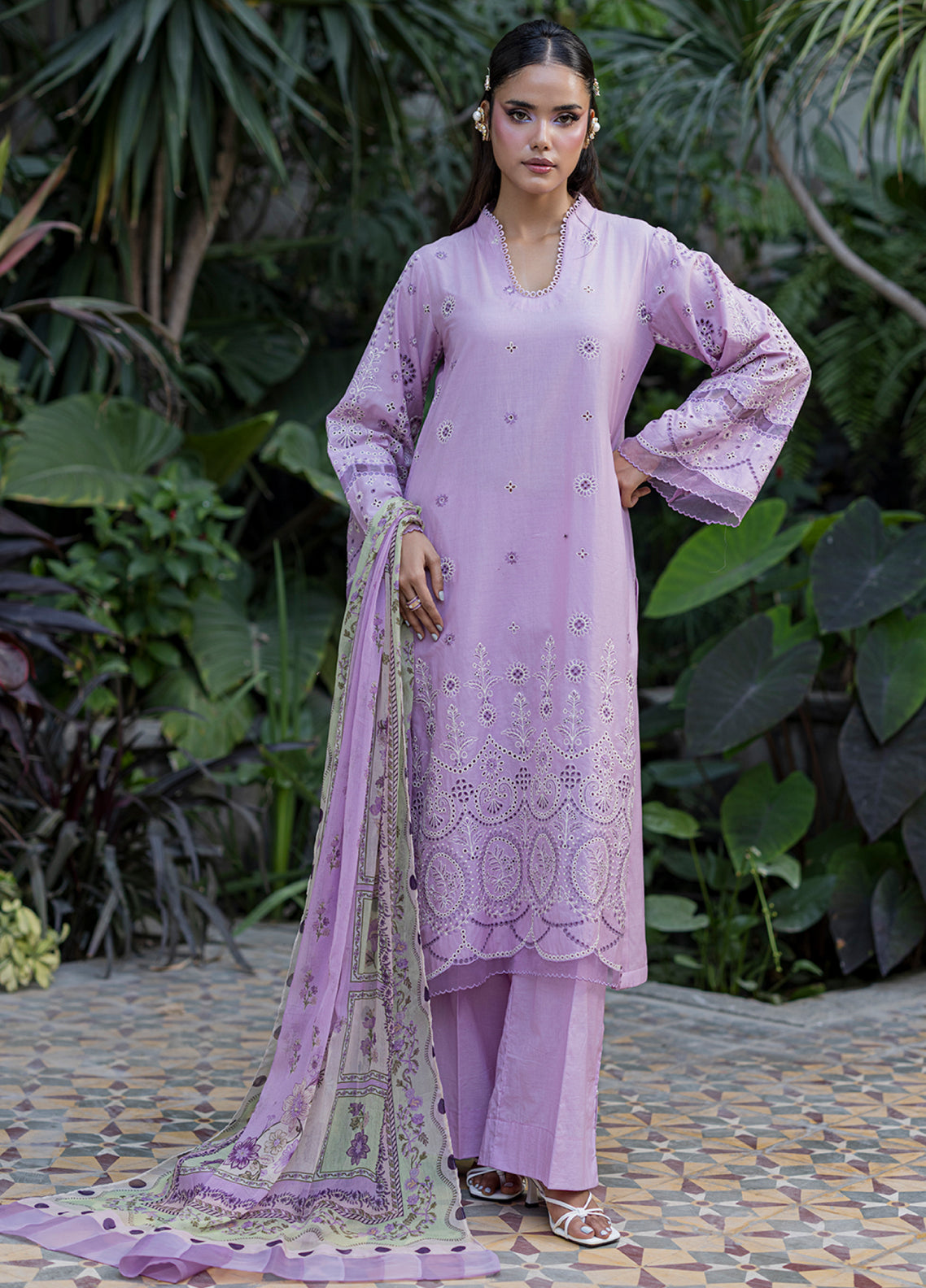 Zellbury Chikankari Embroidered Lawn 3 Piece Unstitched Suit WUS26E34085 Zellbury Chikankari Embroidered Lawn 3 Piece Unstitched Suit WUS26E34085