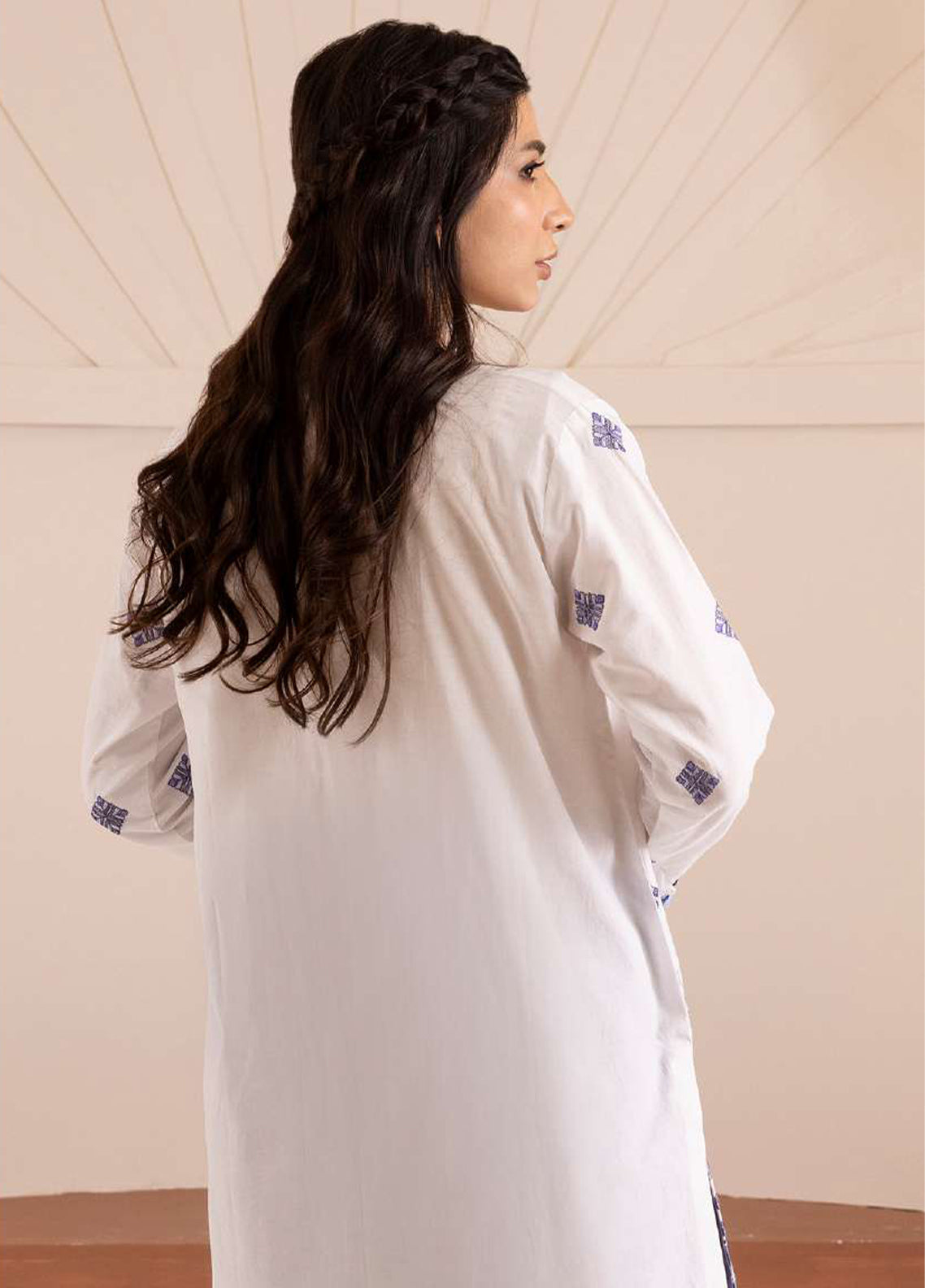 Zellbury Embroidered Cotton 2 Piece Unstitched Shirt Trouser WUS26E20187 Zellbury Embroidered Cotton 2 Piece Unstitched Shirt Trouser WUS26E20187