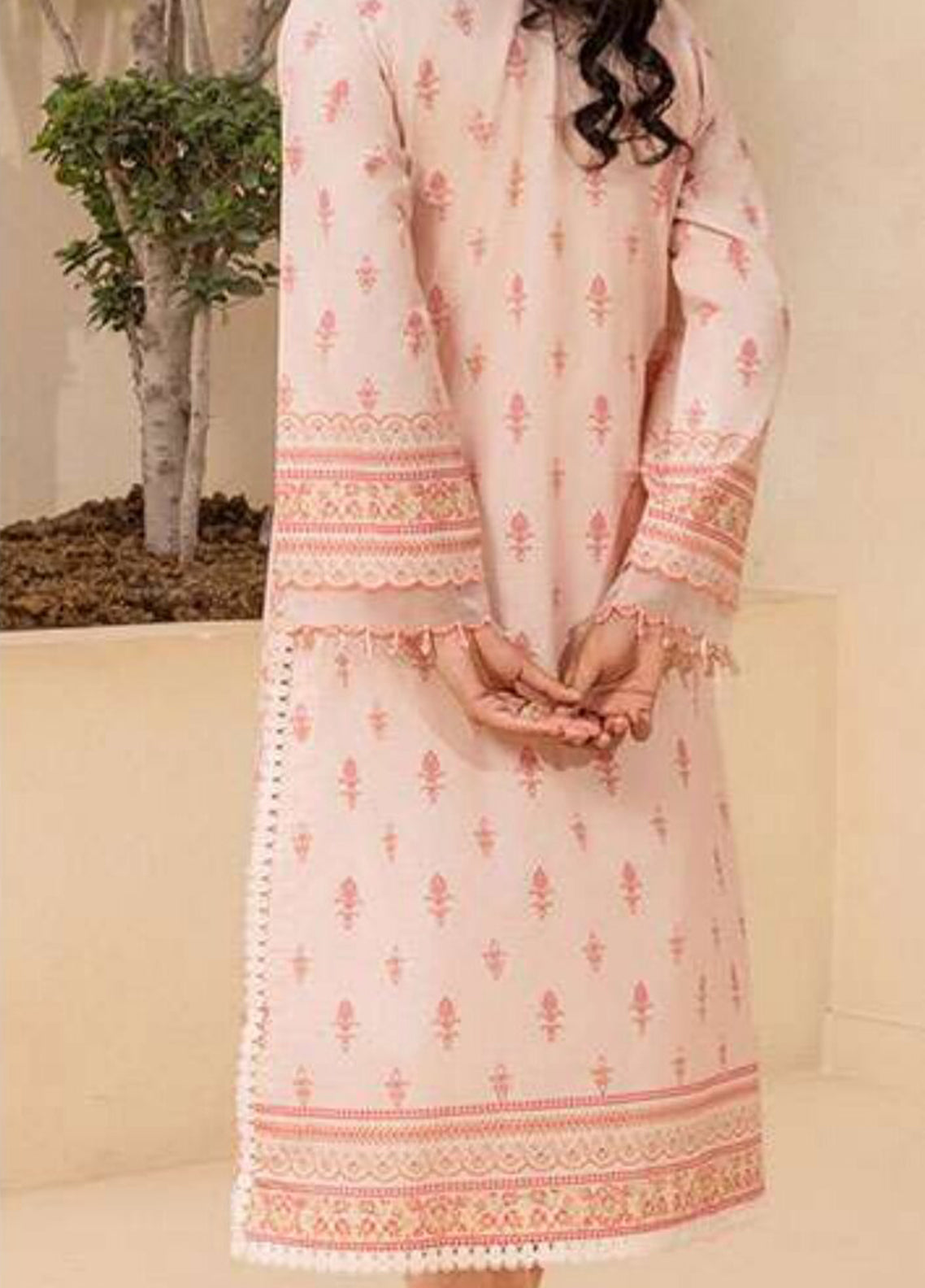 Zellbury Embroidered Lawn 2 Piece Unstitched Shirt & Trouser WUS26E20674 Zellbury Embroidered Lawn 2 Piece Unstitched Shirt & Trouser WUS26E20674