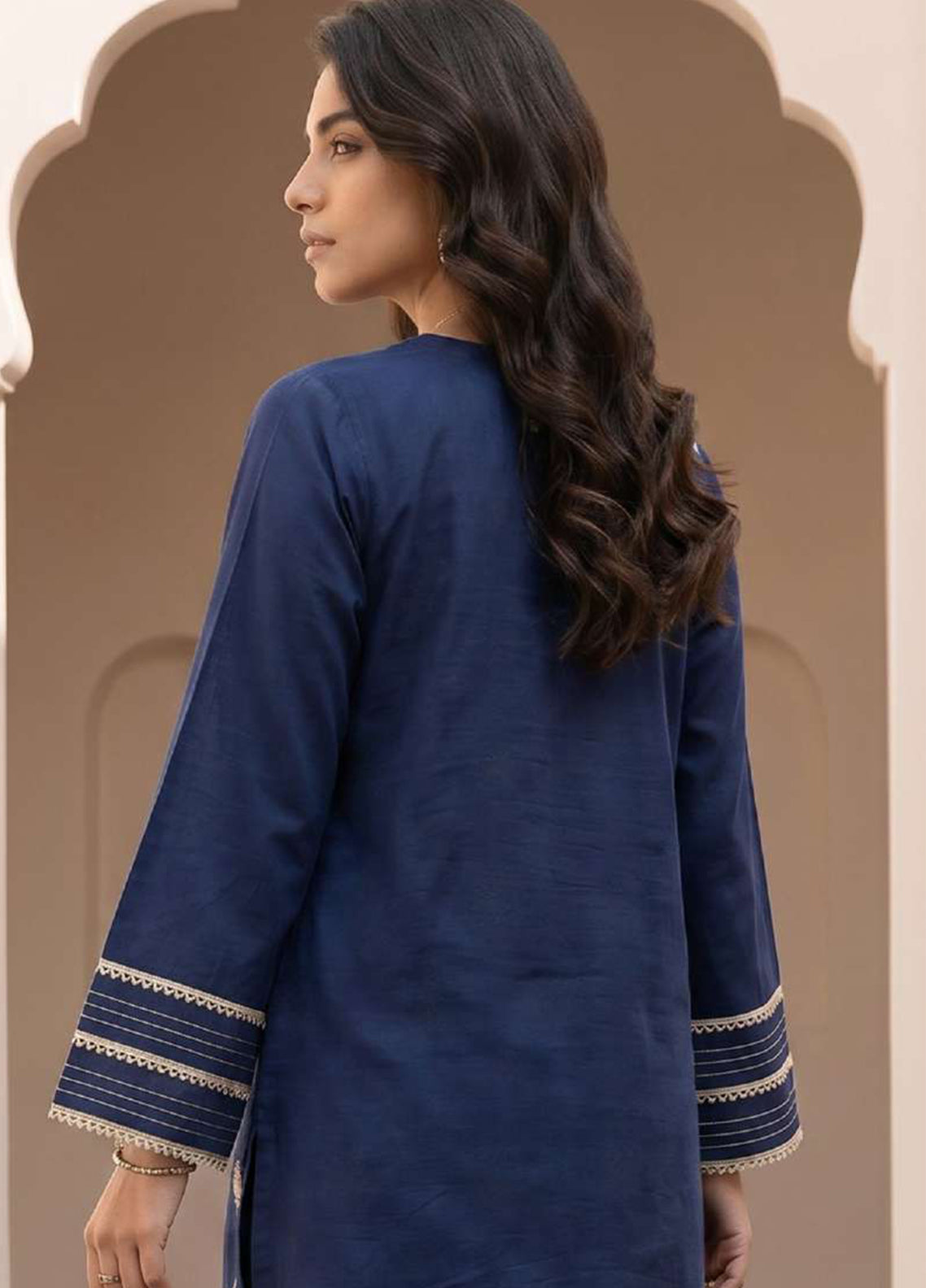 Zellbury Embroidered Lawn 2 Piece Unstitched Shirt Trouser WUS26E21217 Zellbury Embroidered Lawn 2 Piece Unstitched Shirt Trouser WUS26E21217