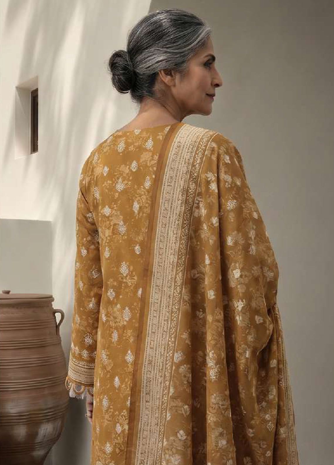 Zellbury Mother Printed Lawn 3 Piece Unstitched Suit WUS26X38027 Zellbury Mother Printed Lawn 3 Piece Unstitched Suit WUS26X38027