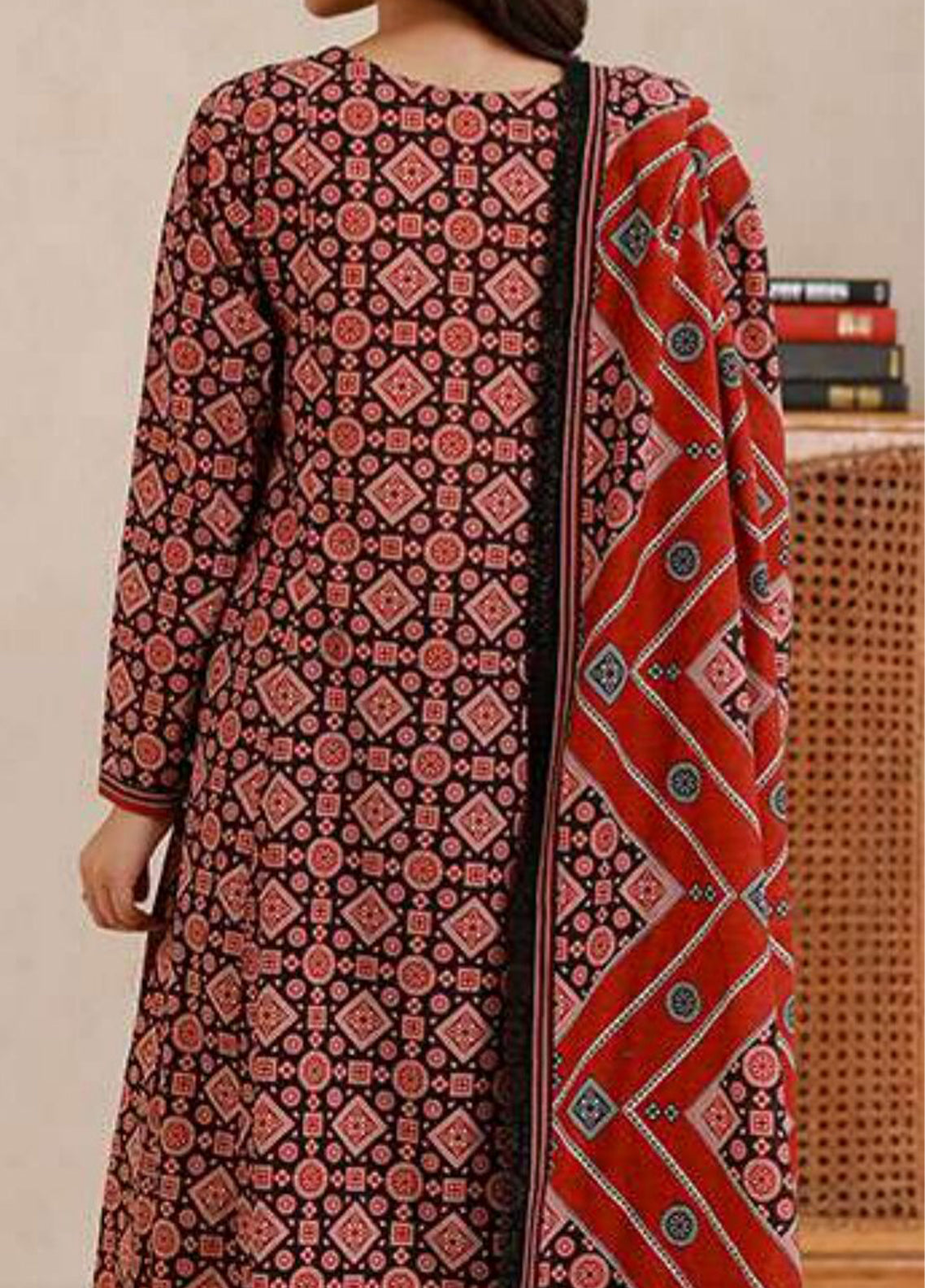 Zellbury Printed Lawn 2 Piece Unstitched Shirt & Dupatta WUS26X20862 Zellbury Printed Lawn 2 Piece Unstitched Shirt & Dupatta WUS26X20862