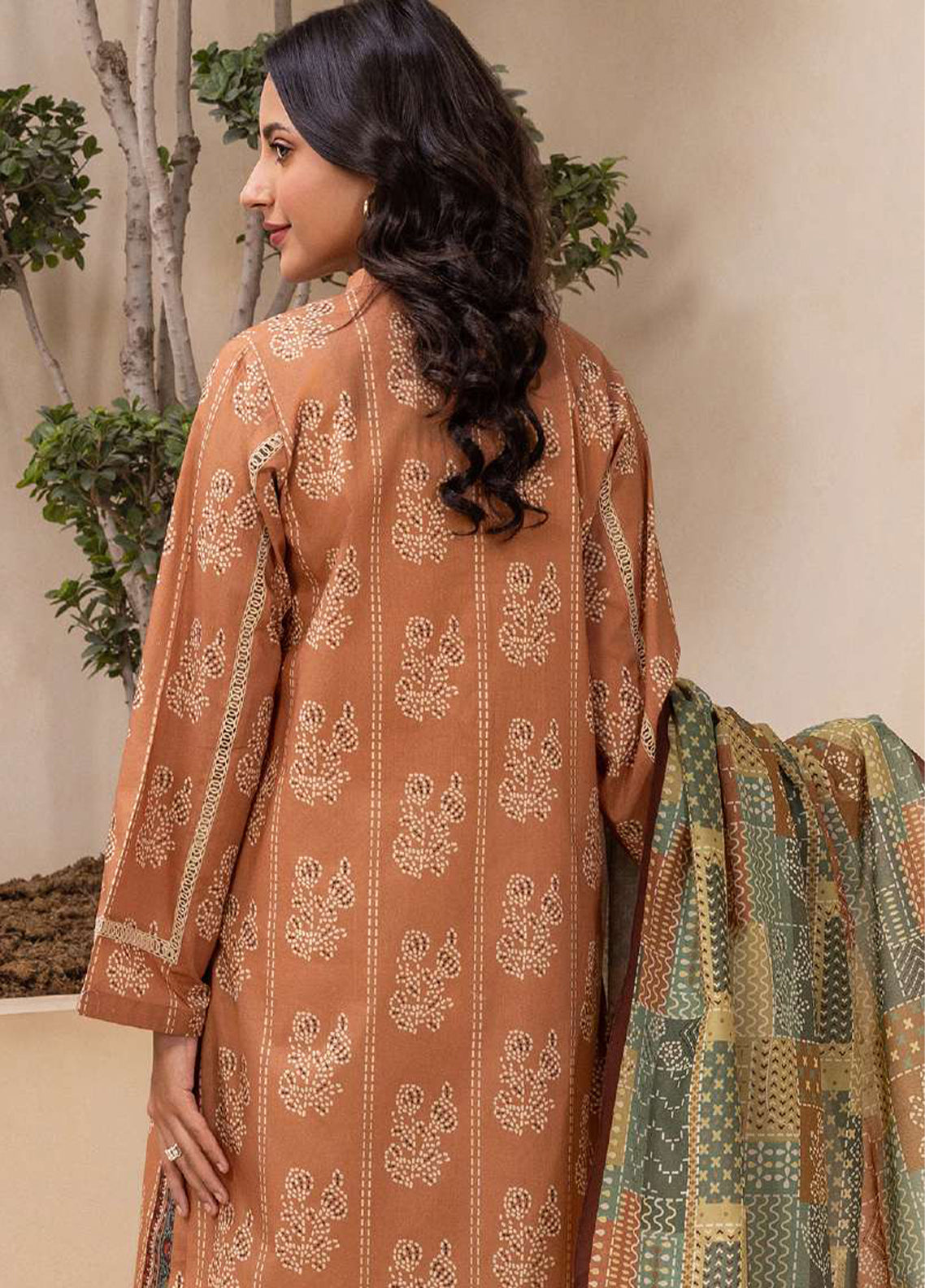 Zellbury Printed Lawn 2 Piece Unstitched Suit WUS26X20597 Zellbury Printed Lawn 2 Piece Unstitched Suit WUS26X20597